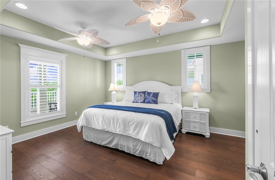 178 Seaside Dr