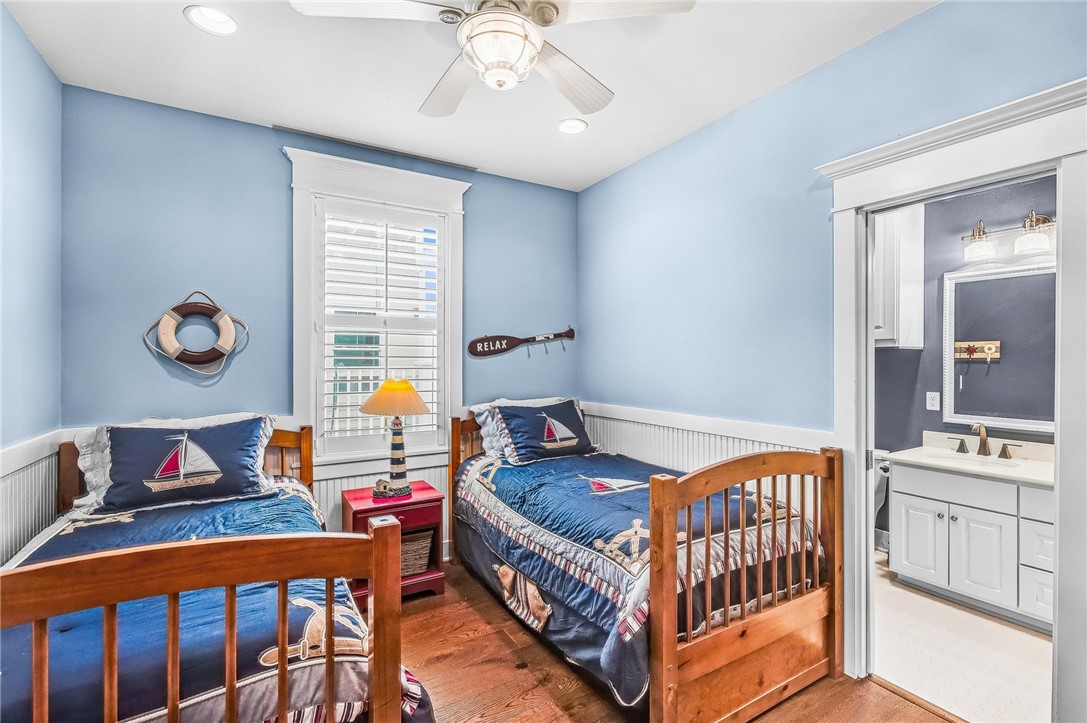 178 Seaside Dr
