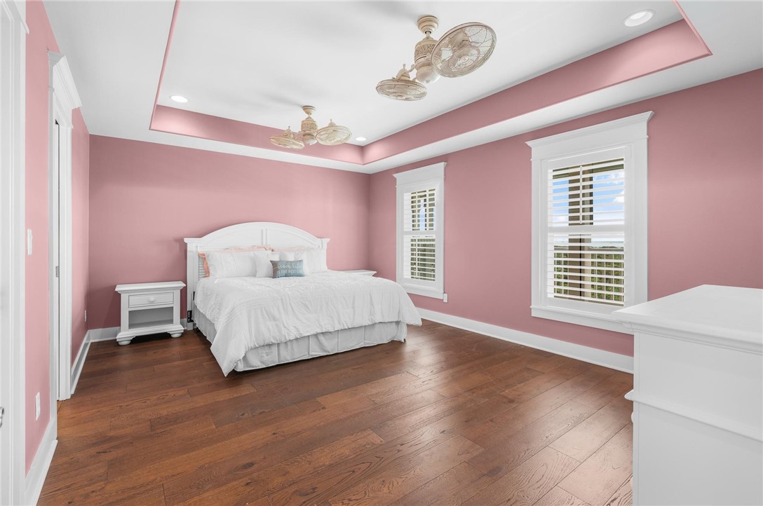 178 Seaside Dr