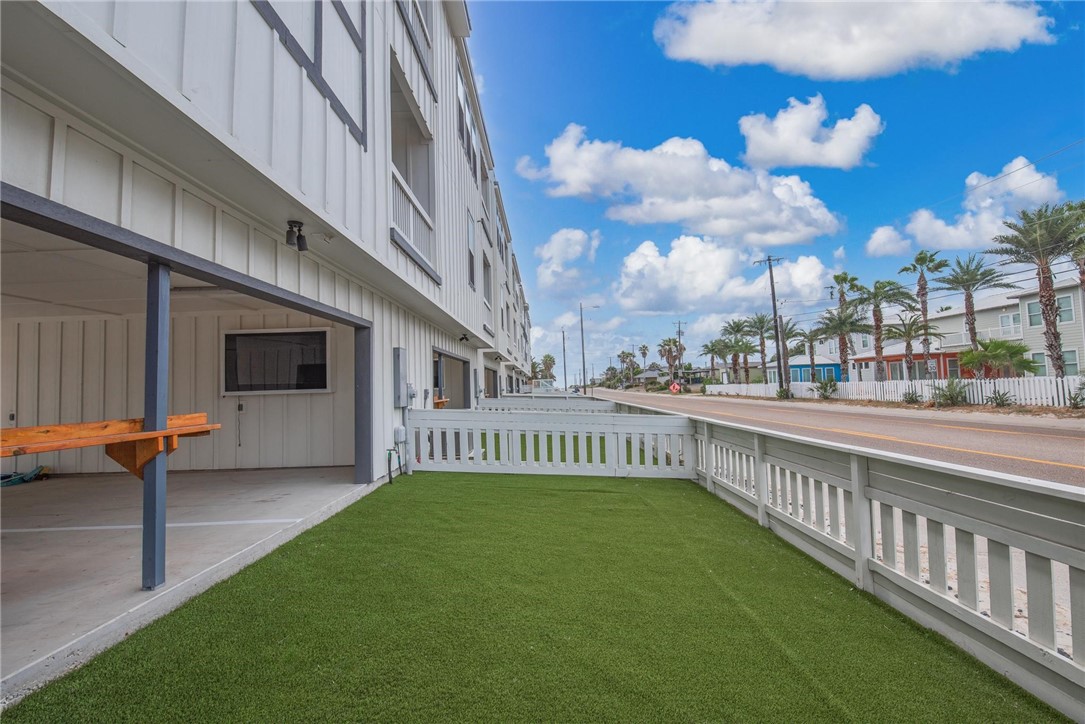 603 E Avenue G 103