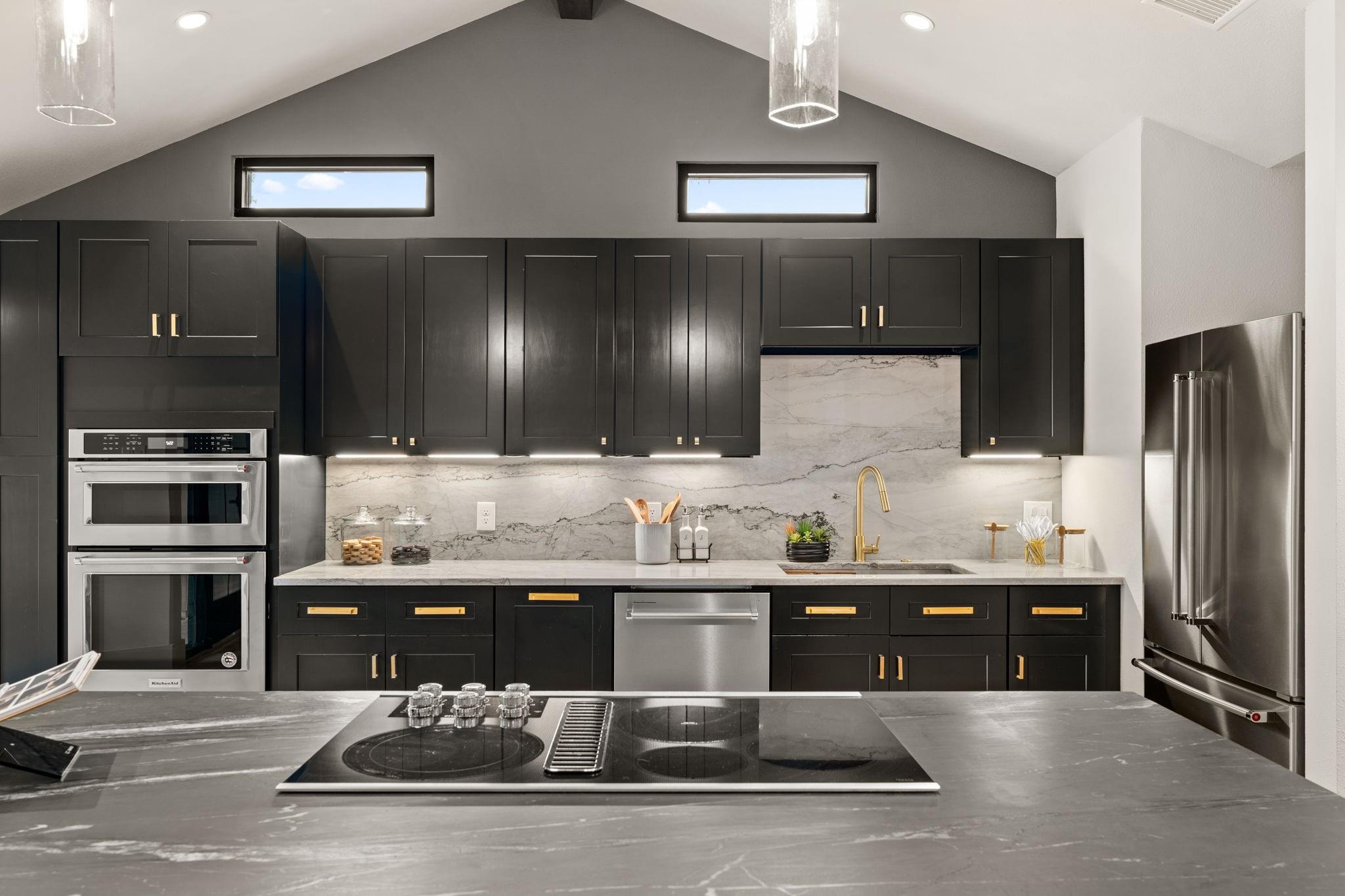 3801 Sierra DR