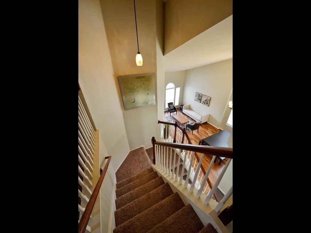 3105 Lynnbrook DR