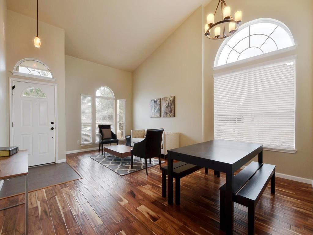 3105 Lynnbrook DR