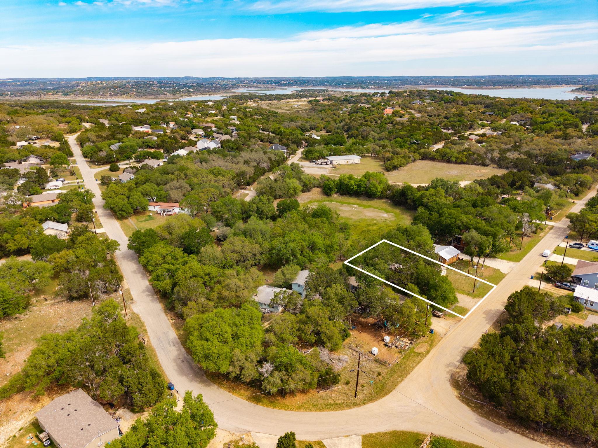 435 Burr Oak LN
