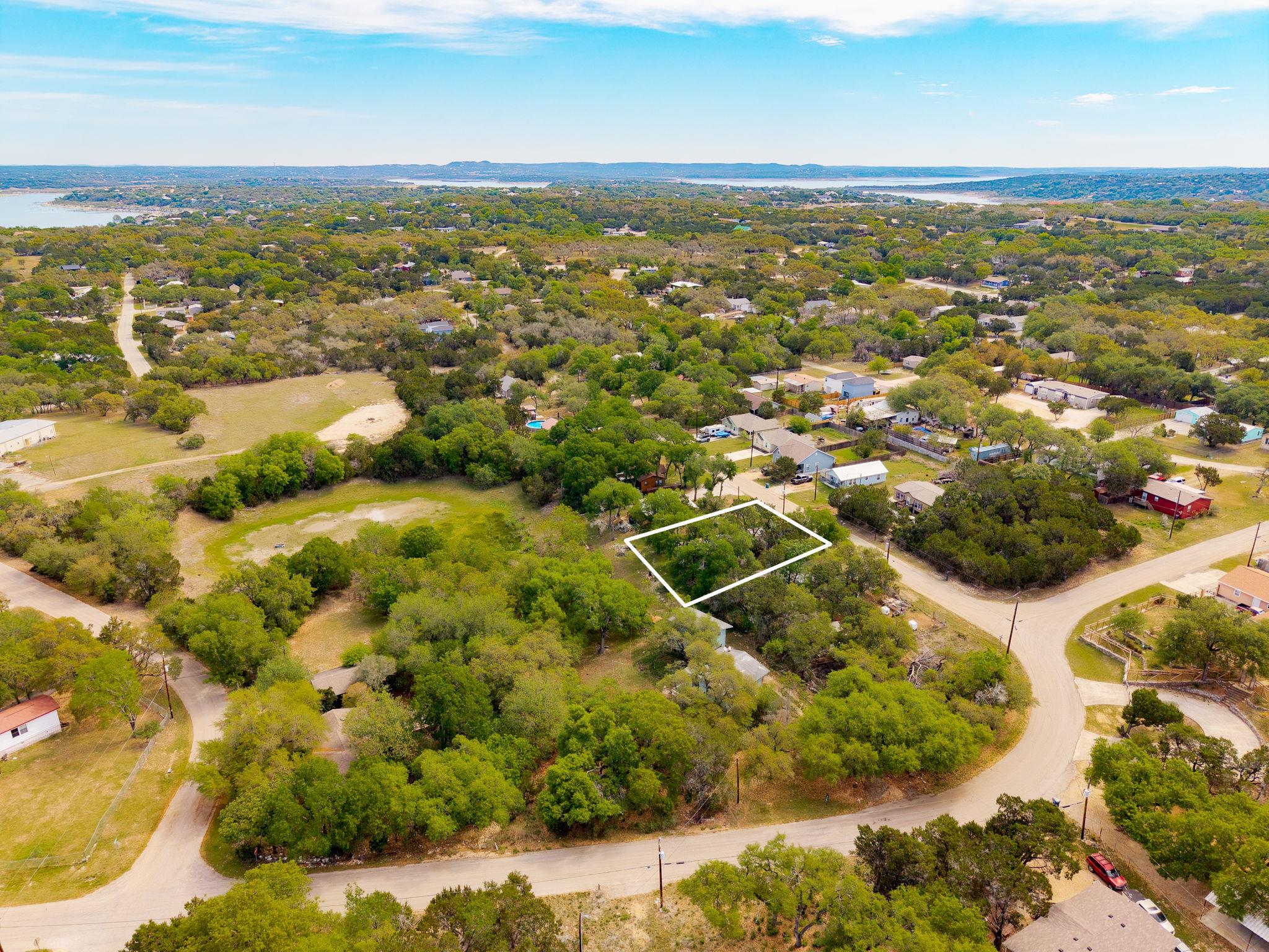 435 Burr Oak LN