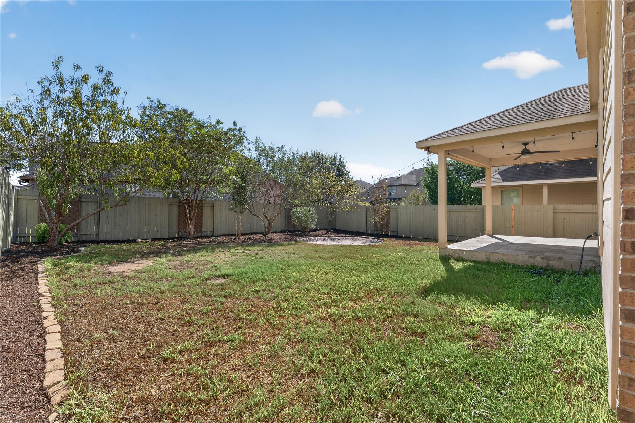11005 Desert Willow LOOP