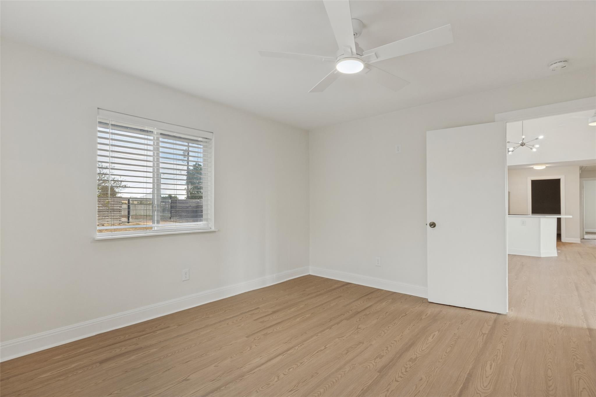 196 Tobias ST