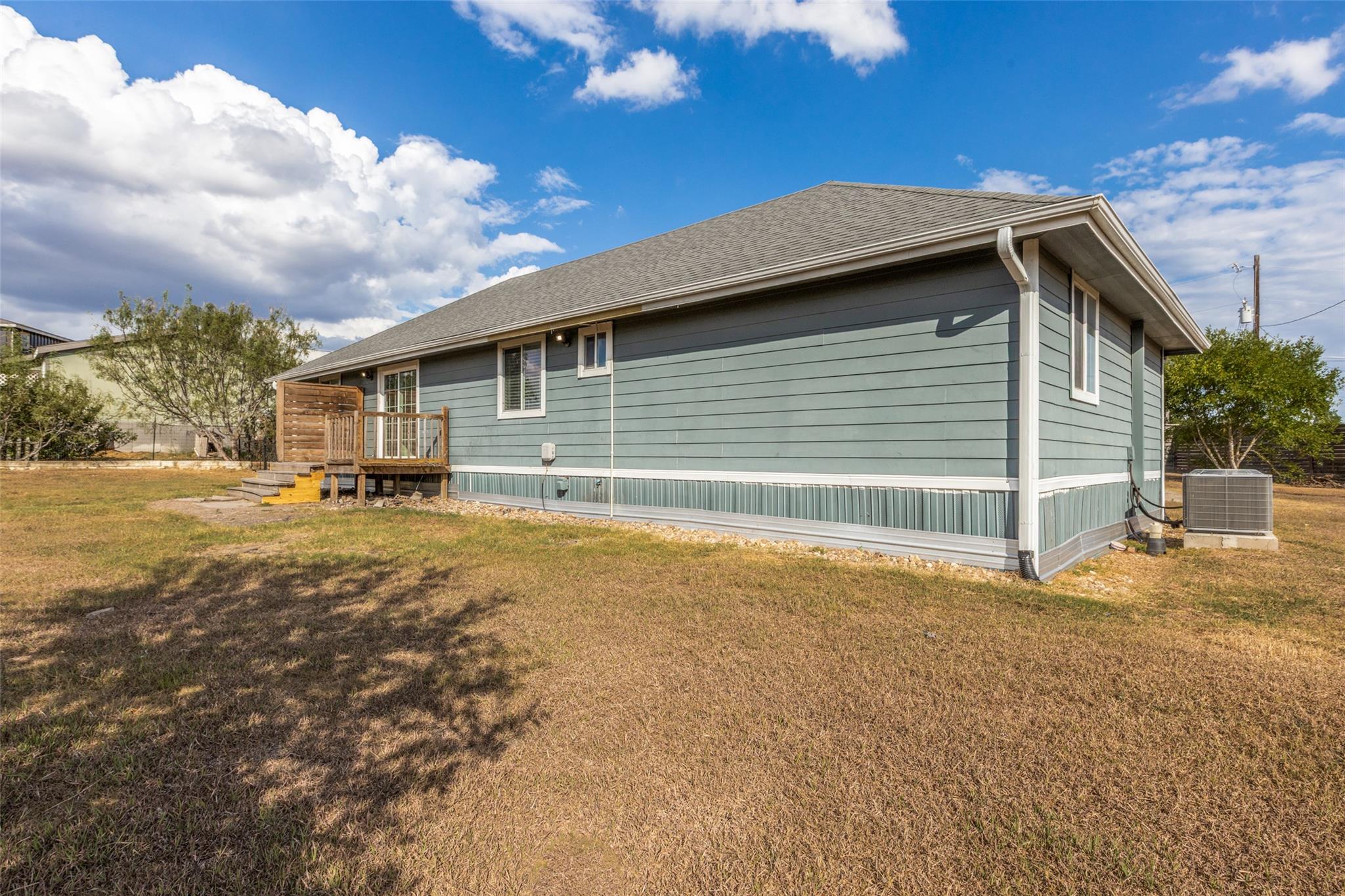196 Tobias ST