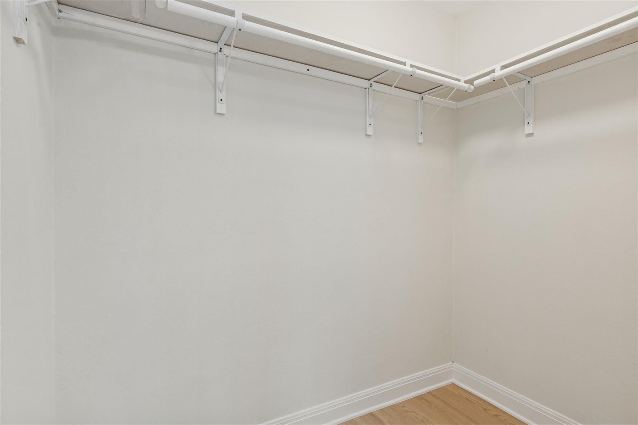 196 Tobias ST