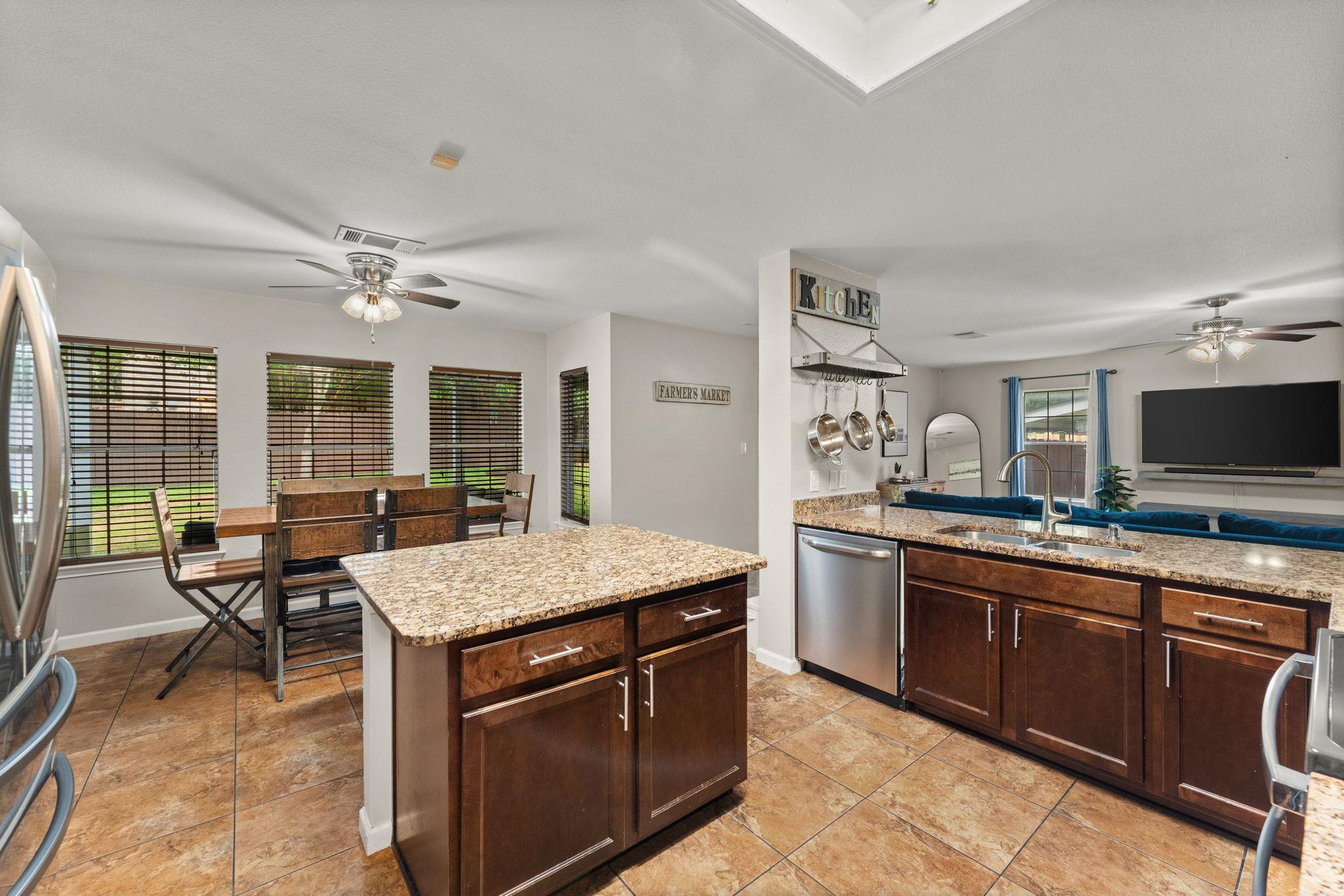 2552 Lavendale CT