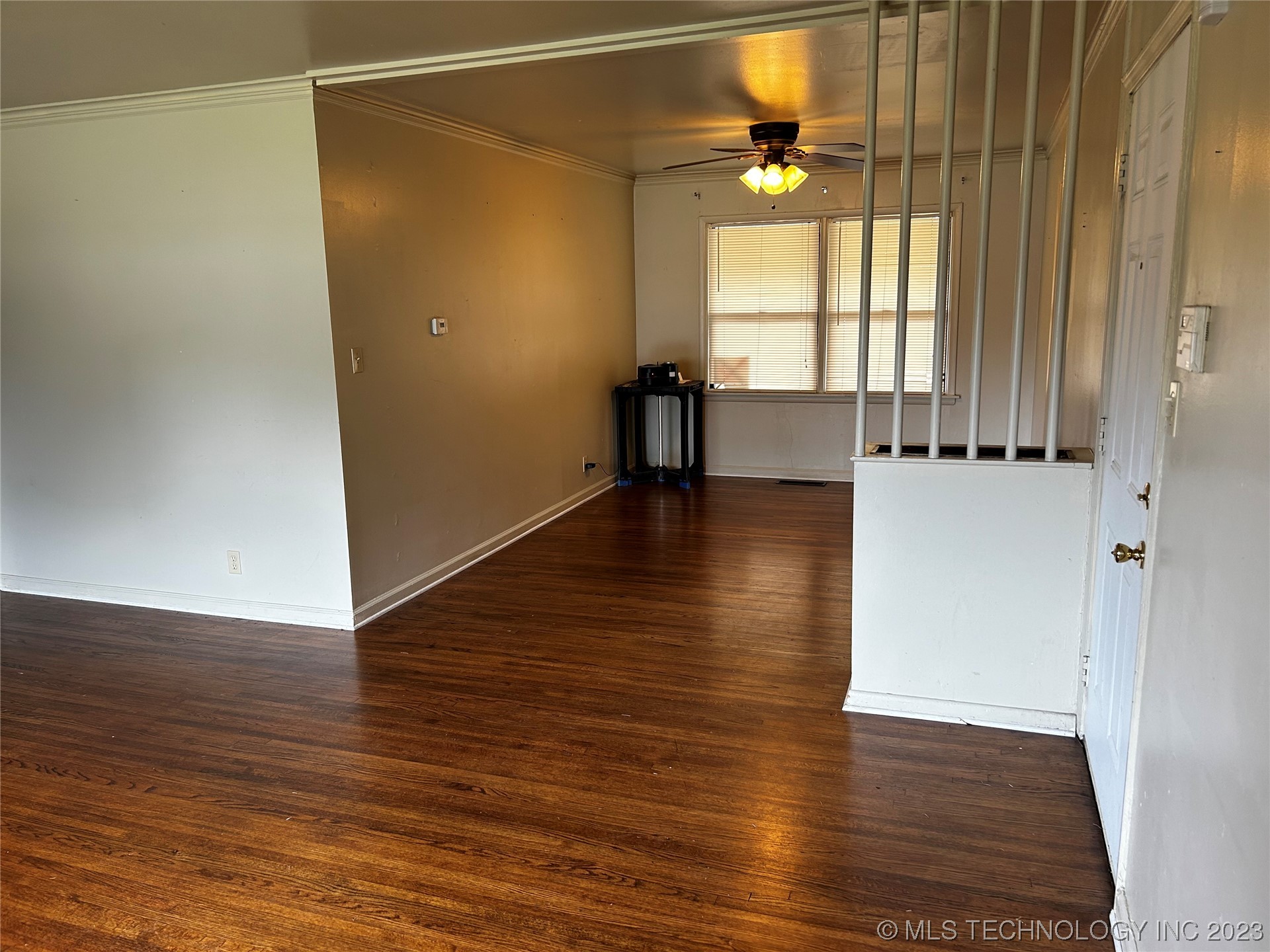 1736 W Fairview Street