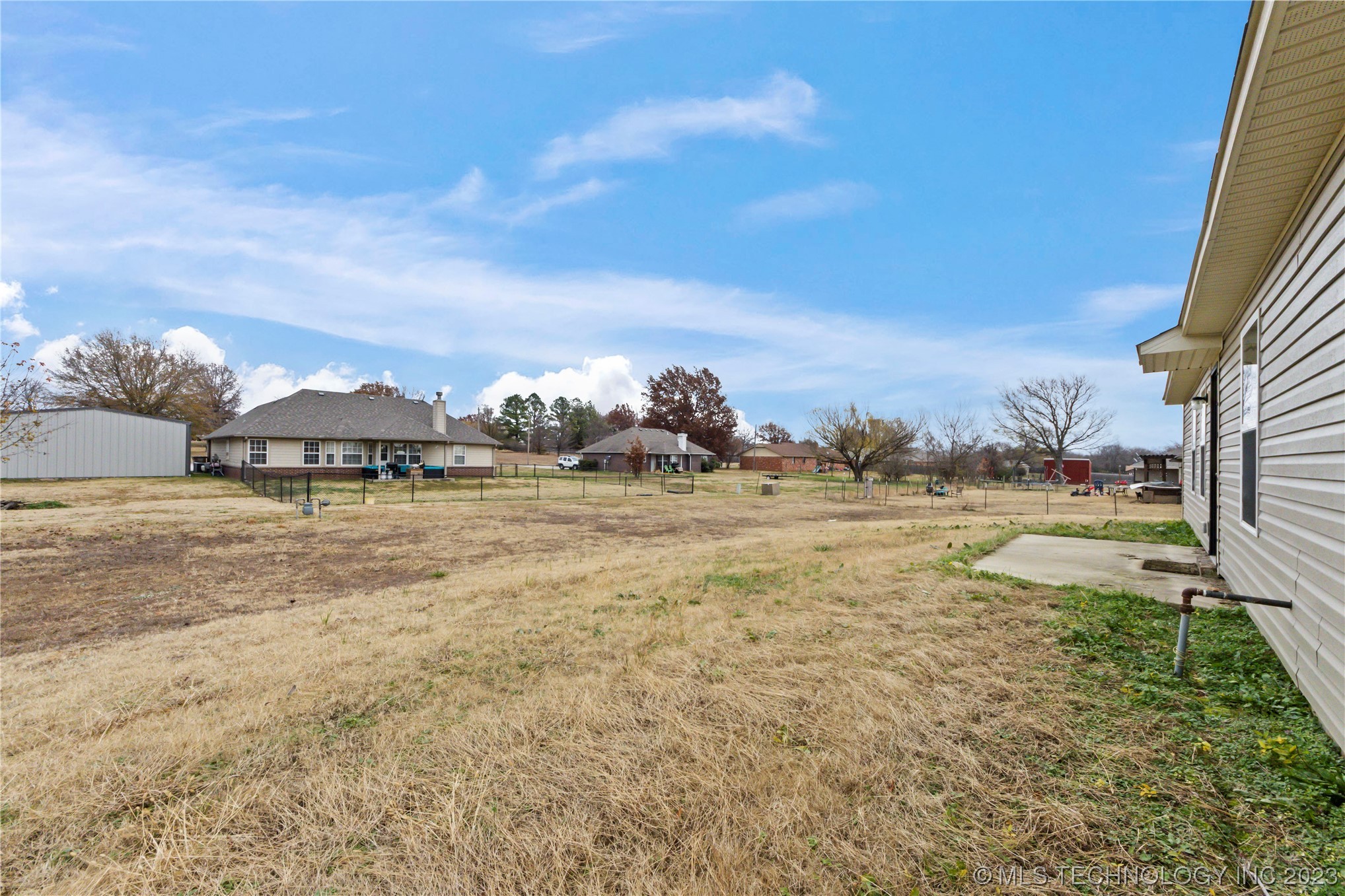 1300 W Duncan Road