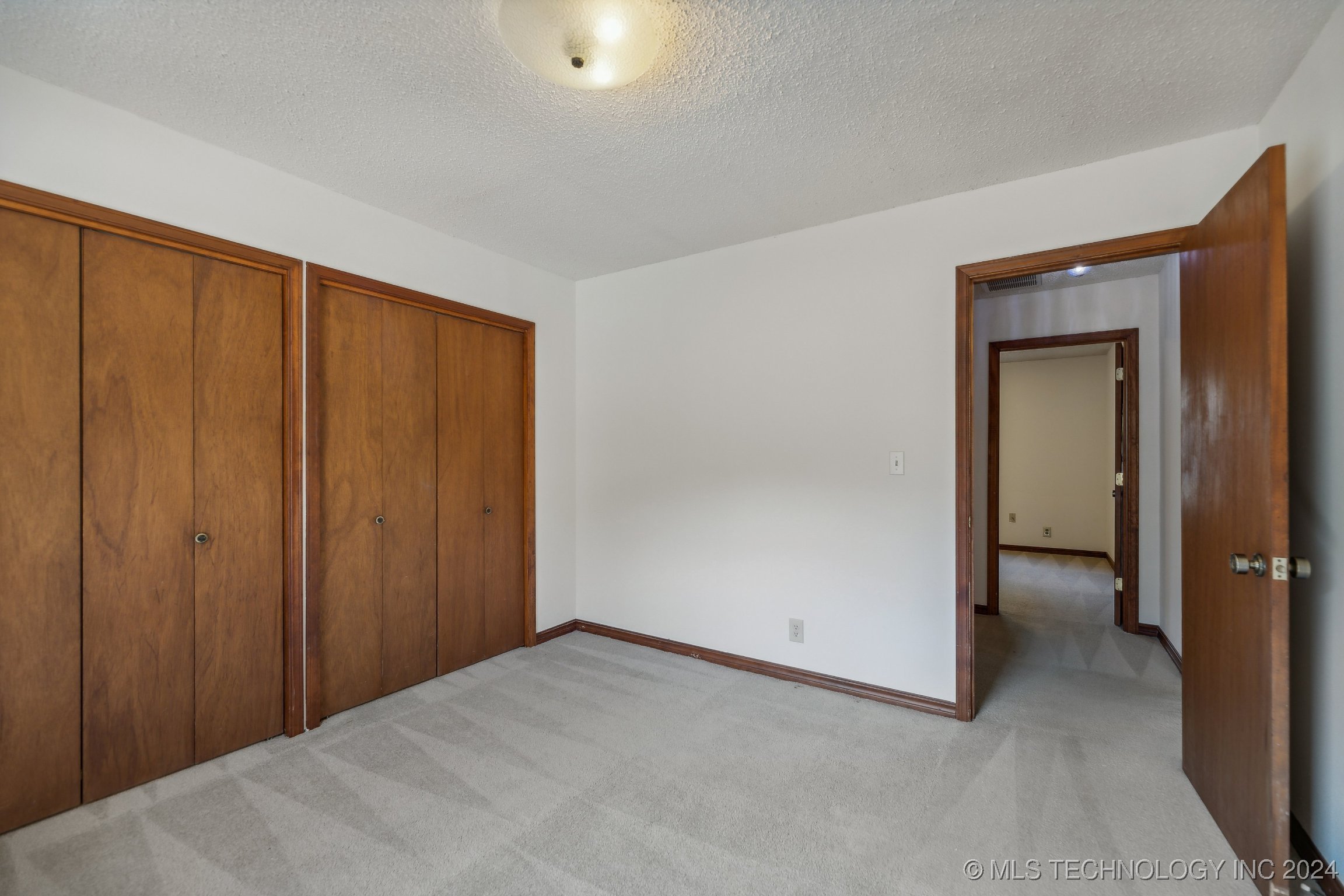 9951 W 174th Street S