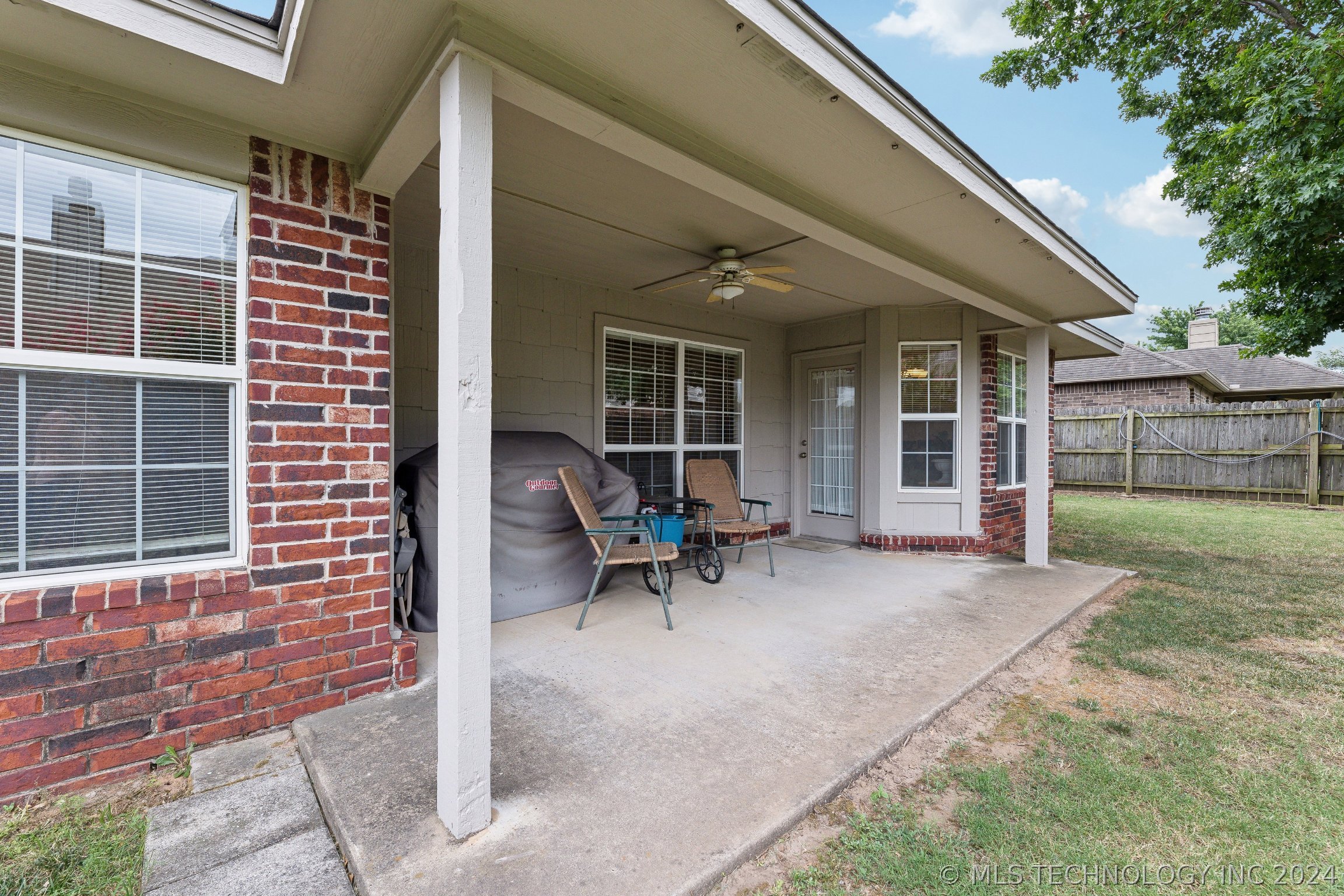 14614 S Nyssa Place