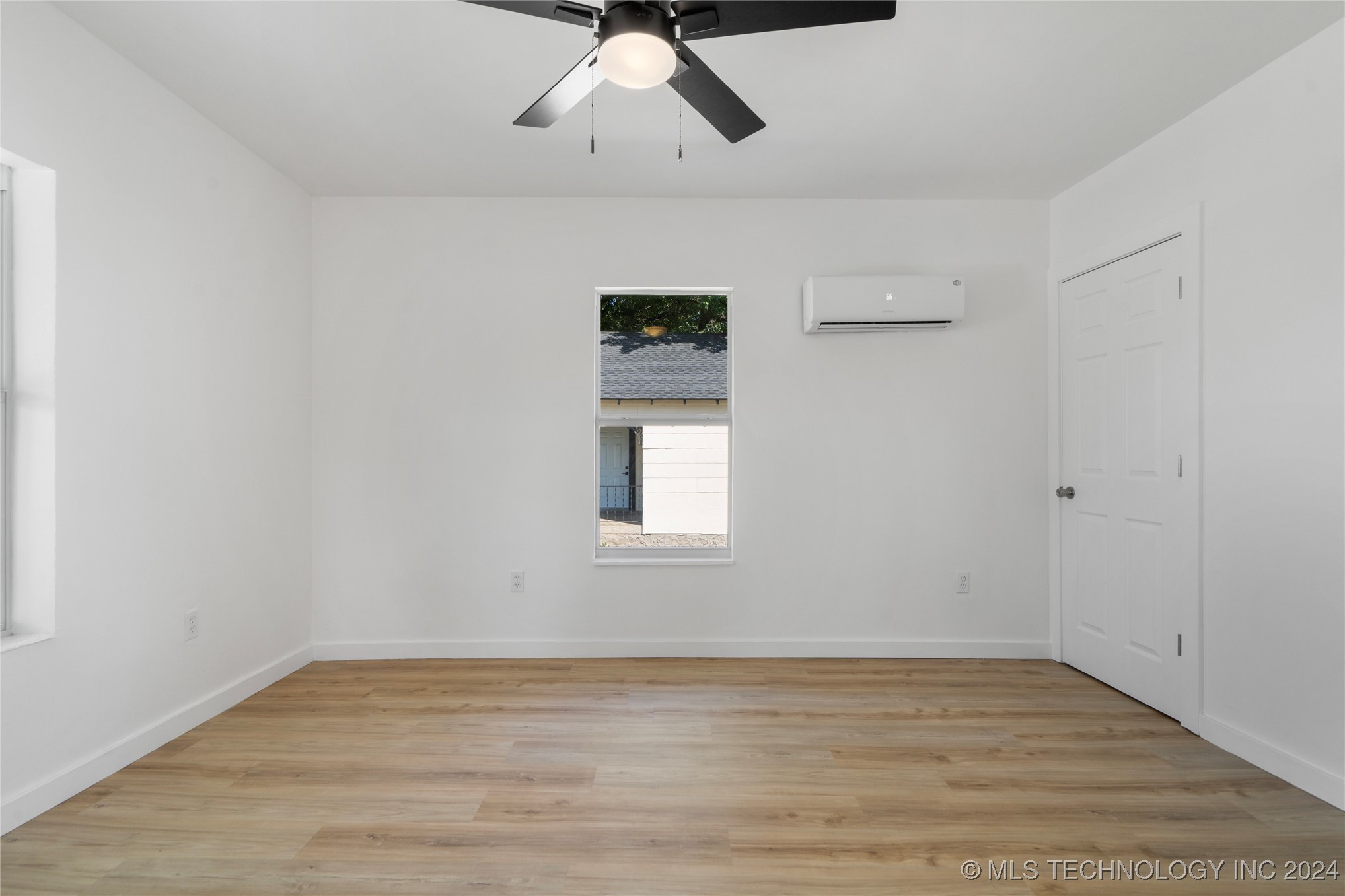 2312 W 40th Street