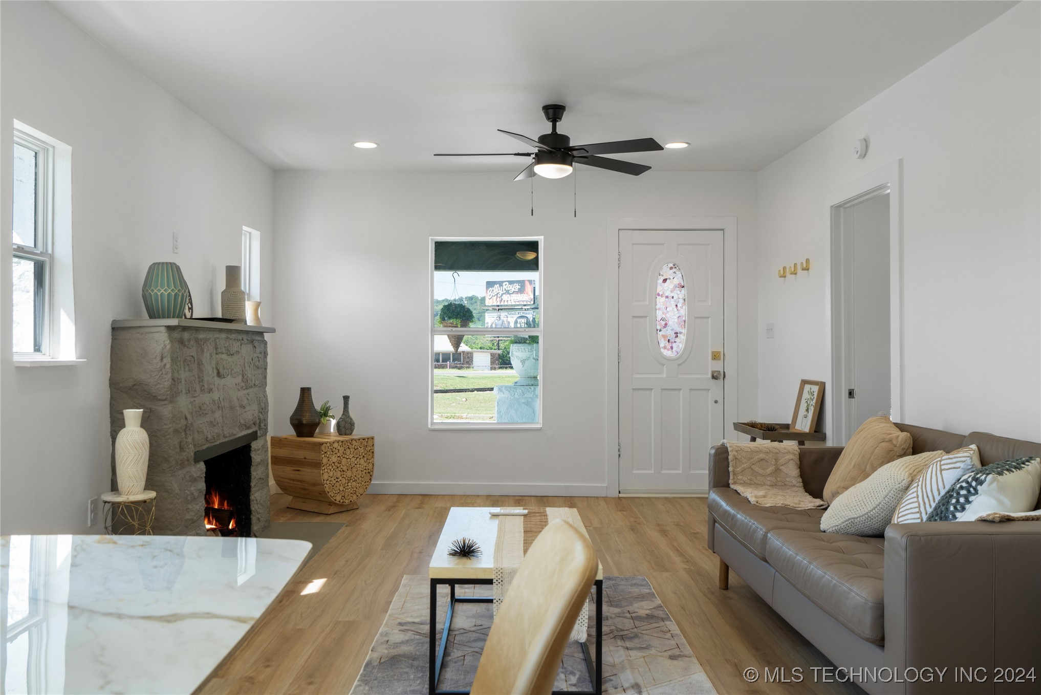 2312 W 40th Street