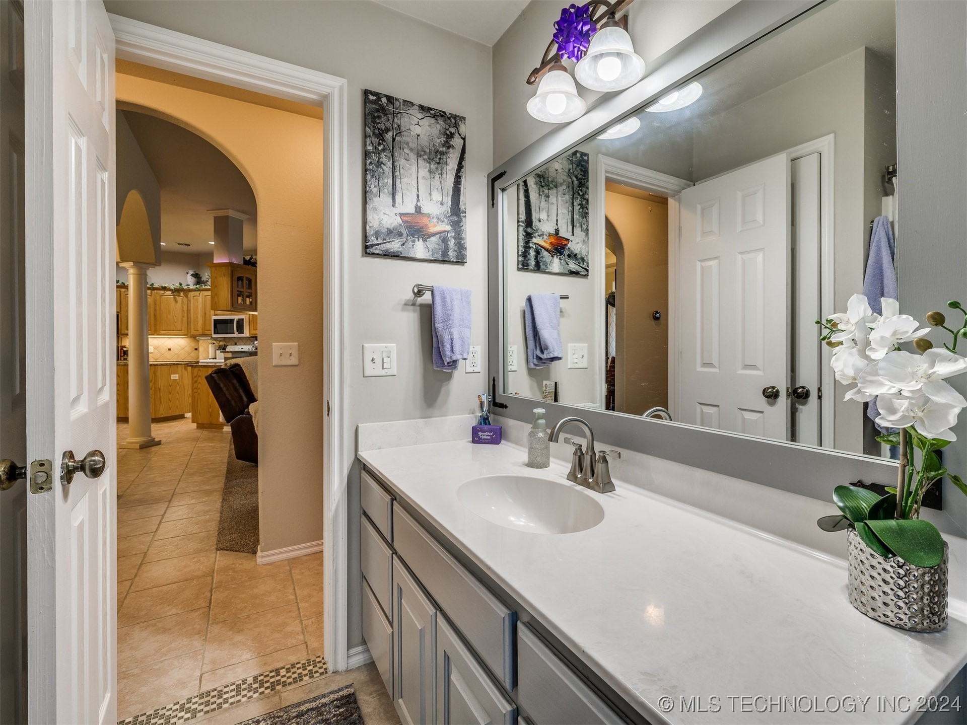 1031 E 146th Street S