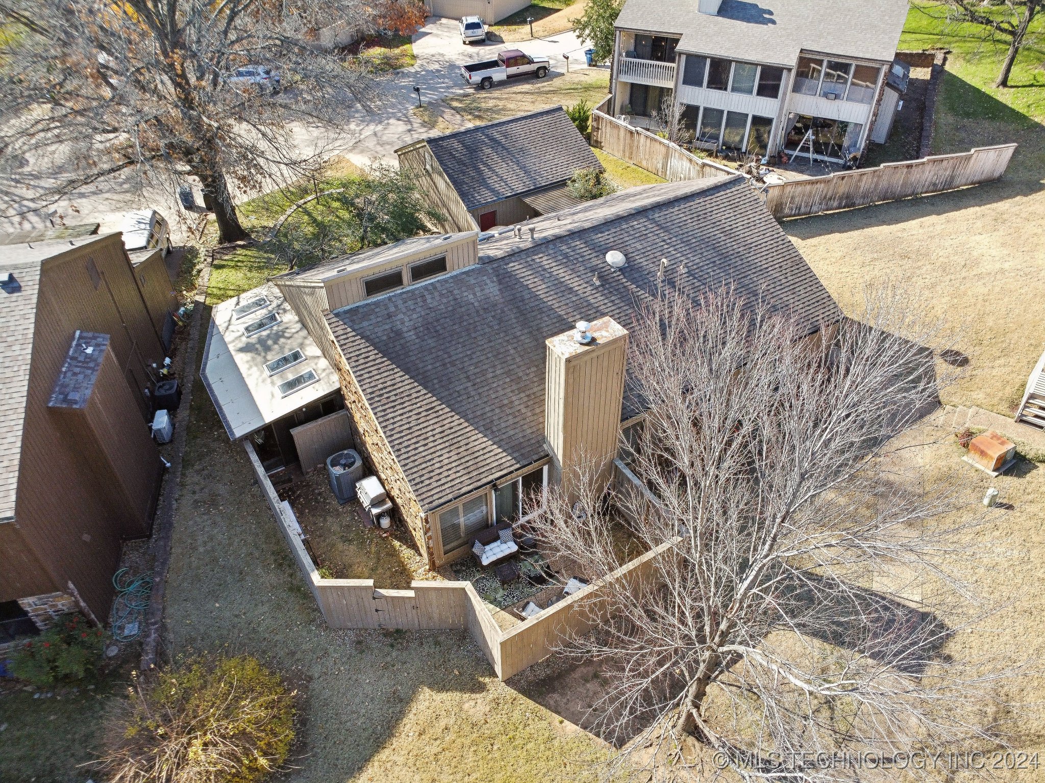 3305 E 68th Place 8