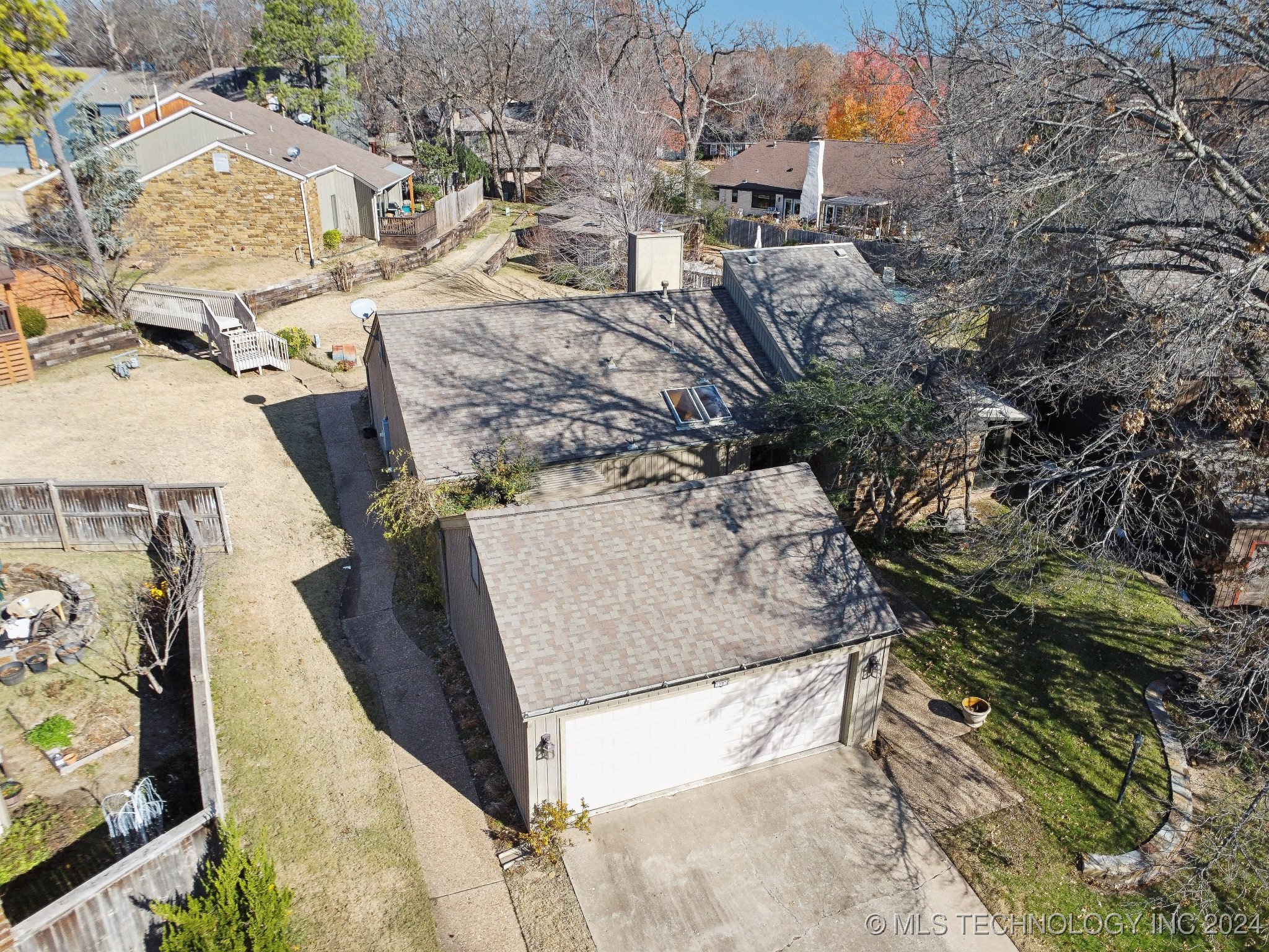 3305 E 68th Place 8
