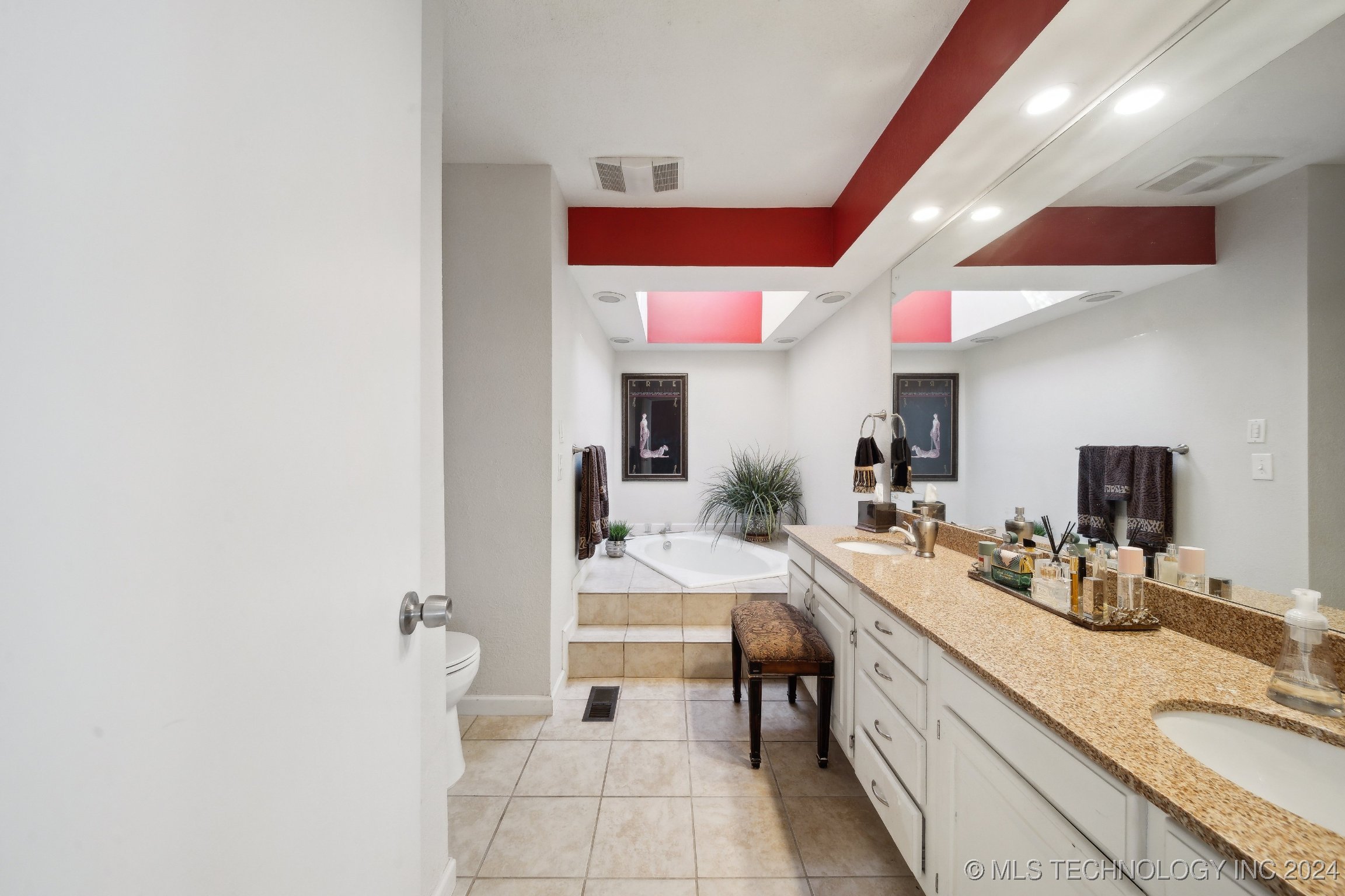 3305 E 68th Place 8