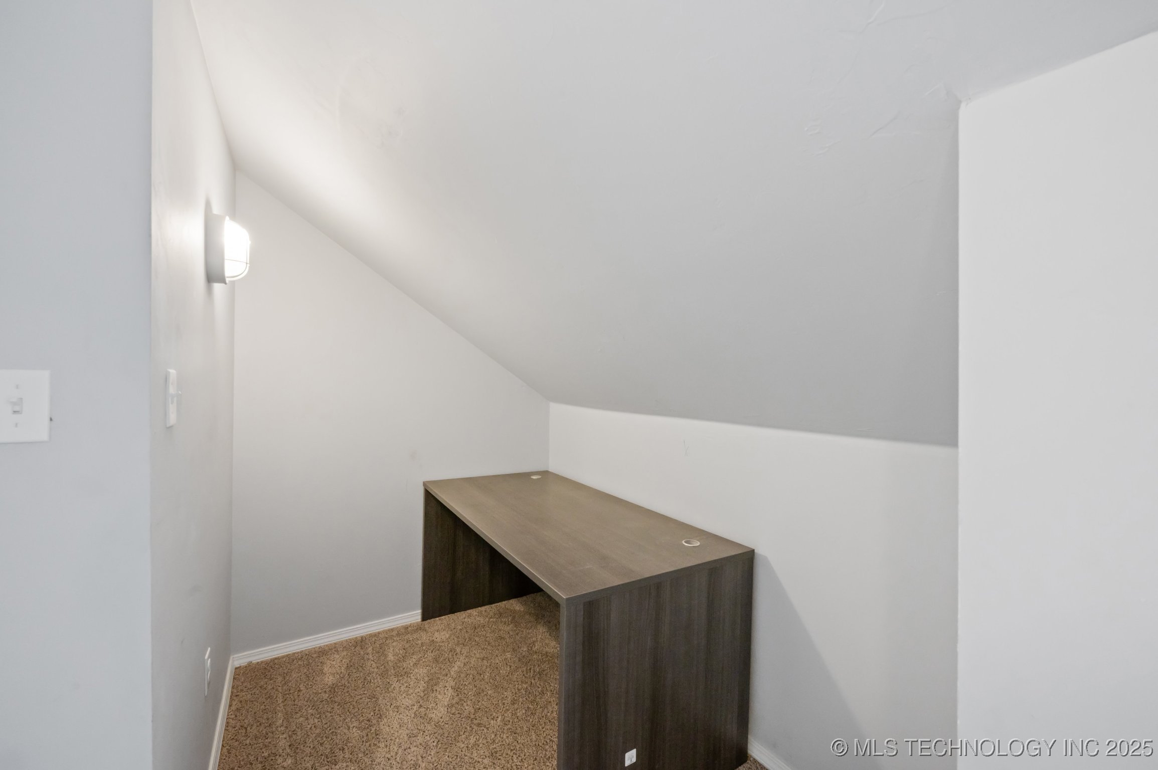 210 E 15th Street