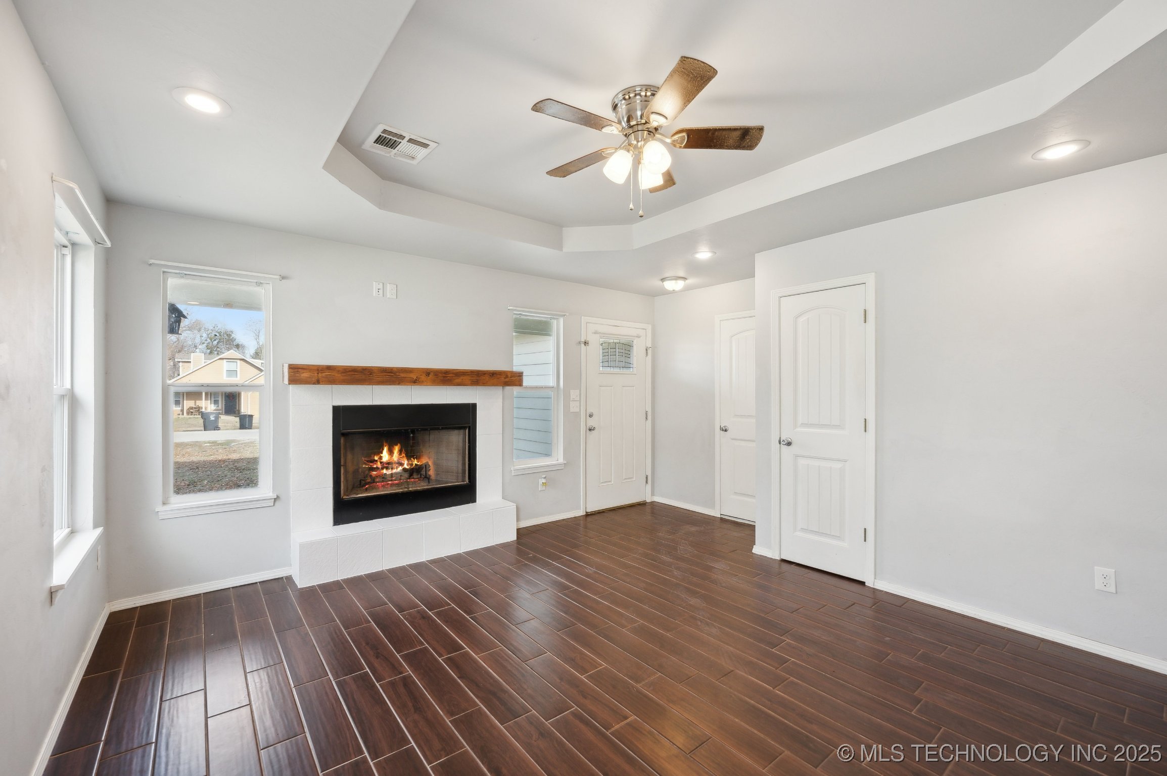 210 E 15th Street