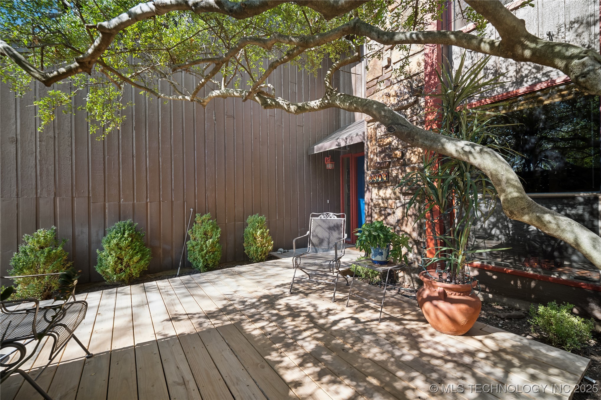 3309 E 68th Place 7