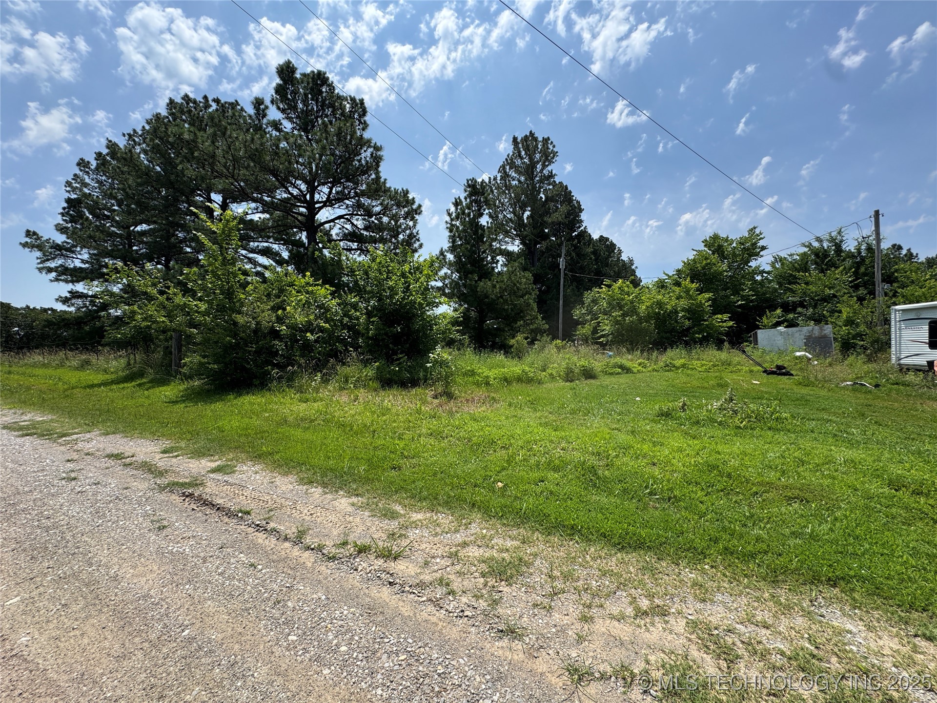 20200 W Cedar Lane