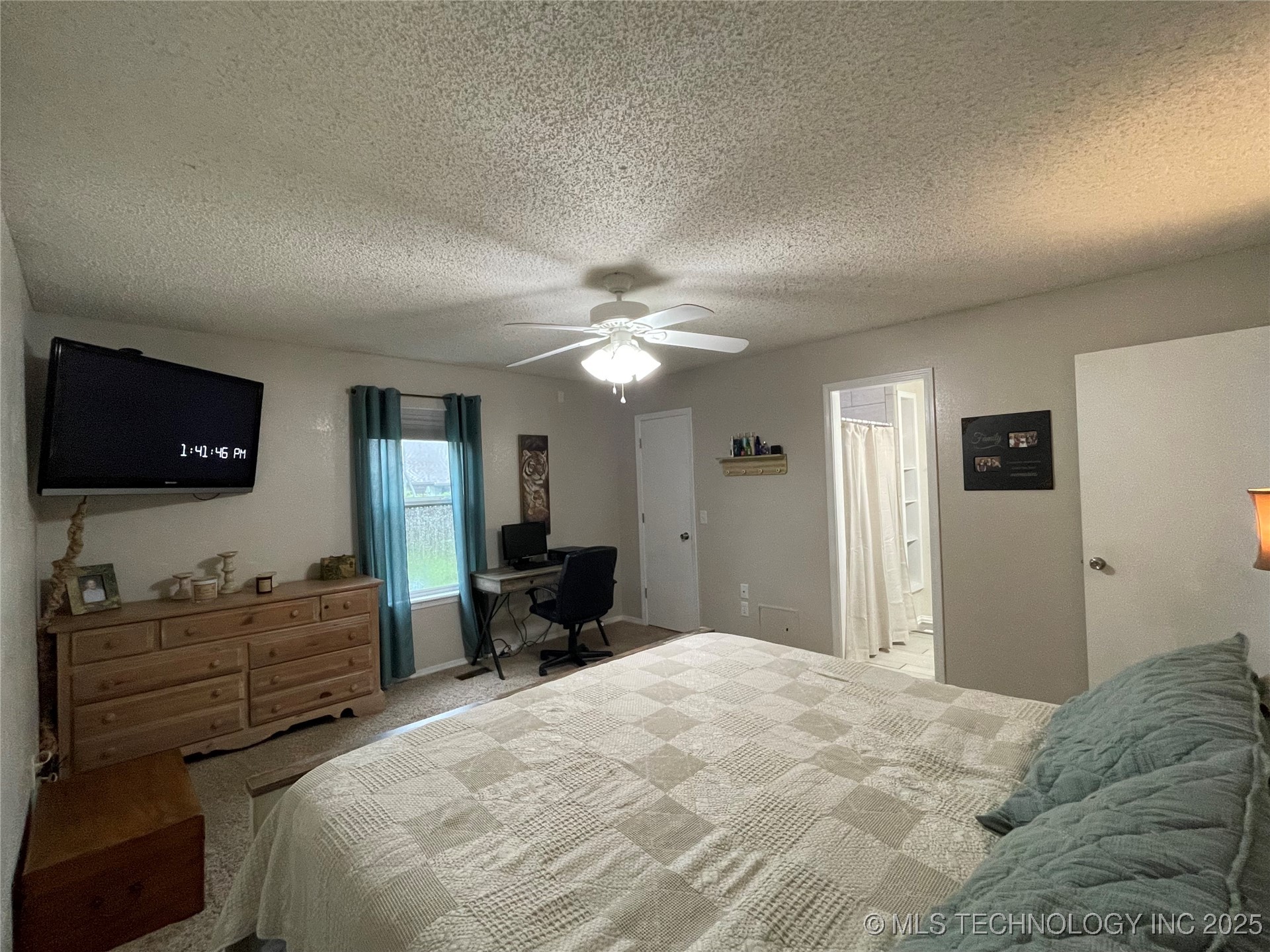 3800 S Narcissus Avenue