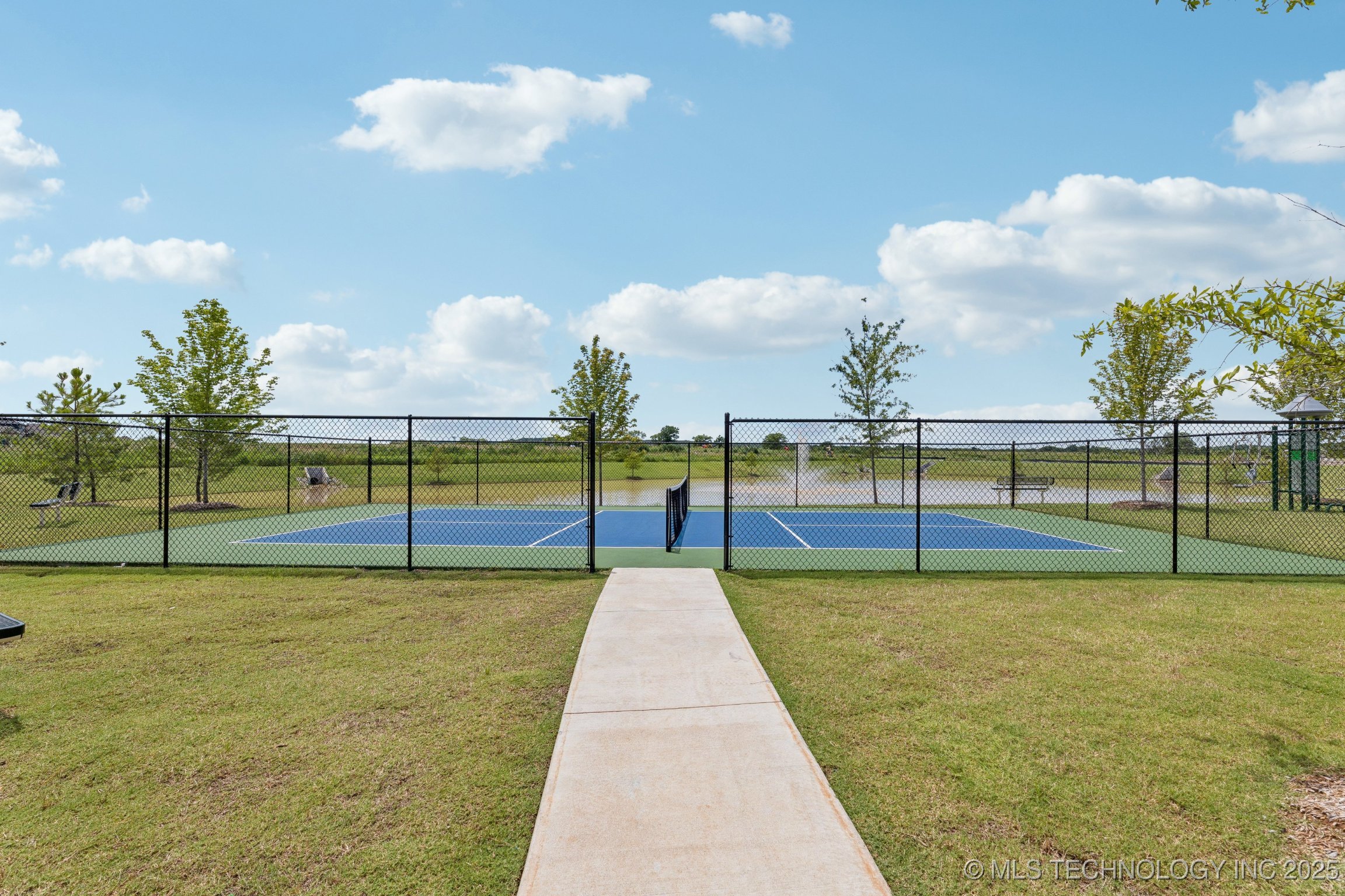 3022 E 146th Place S