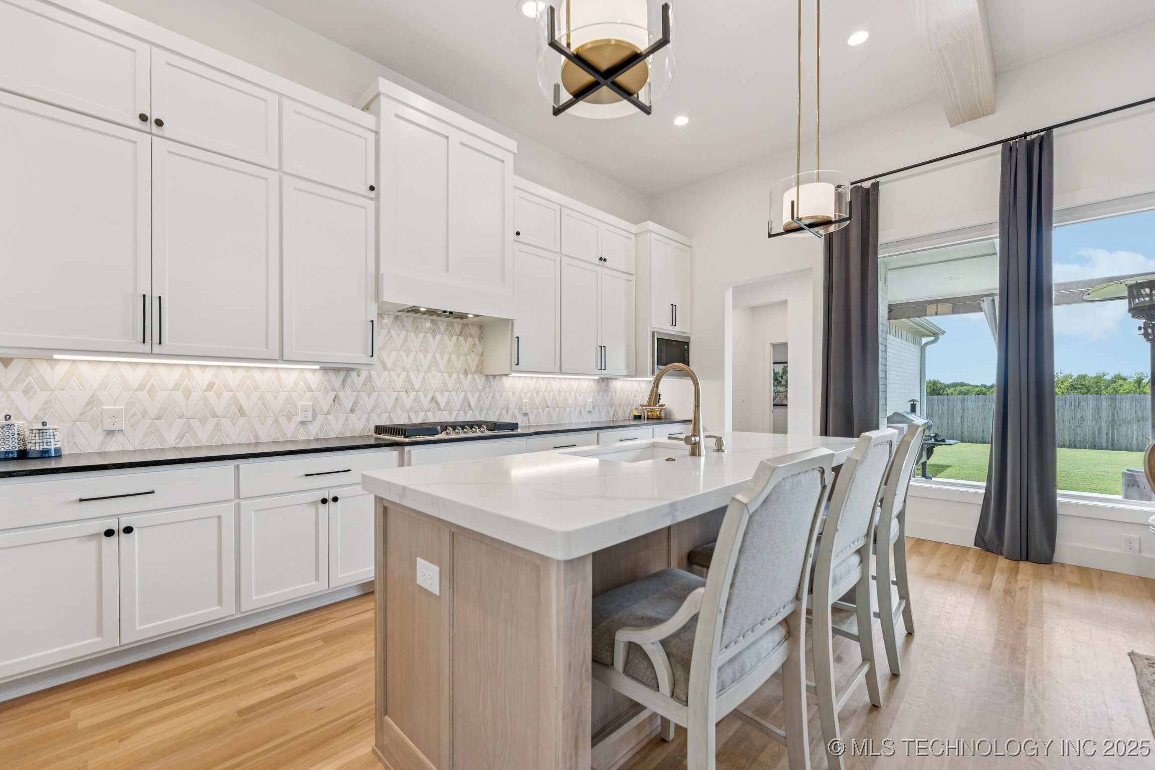 3022 E 146th Place S