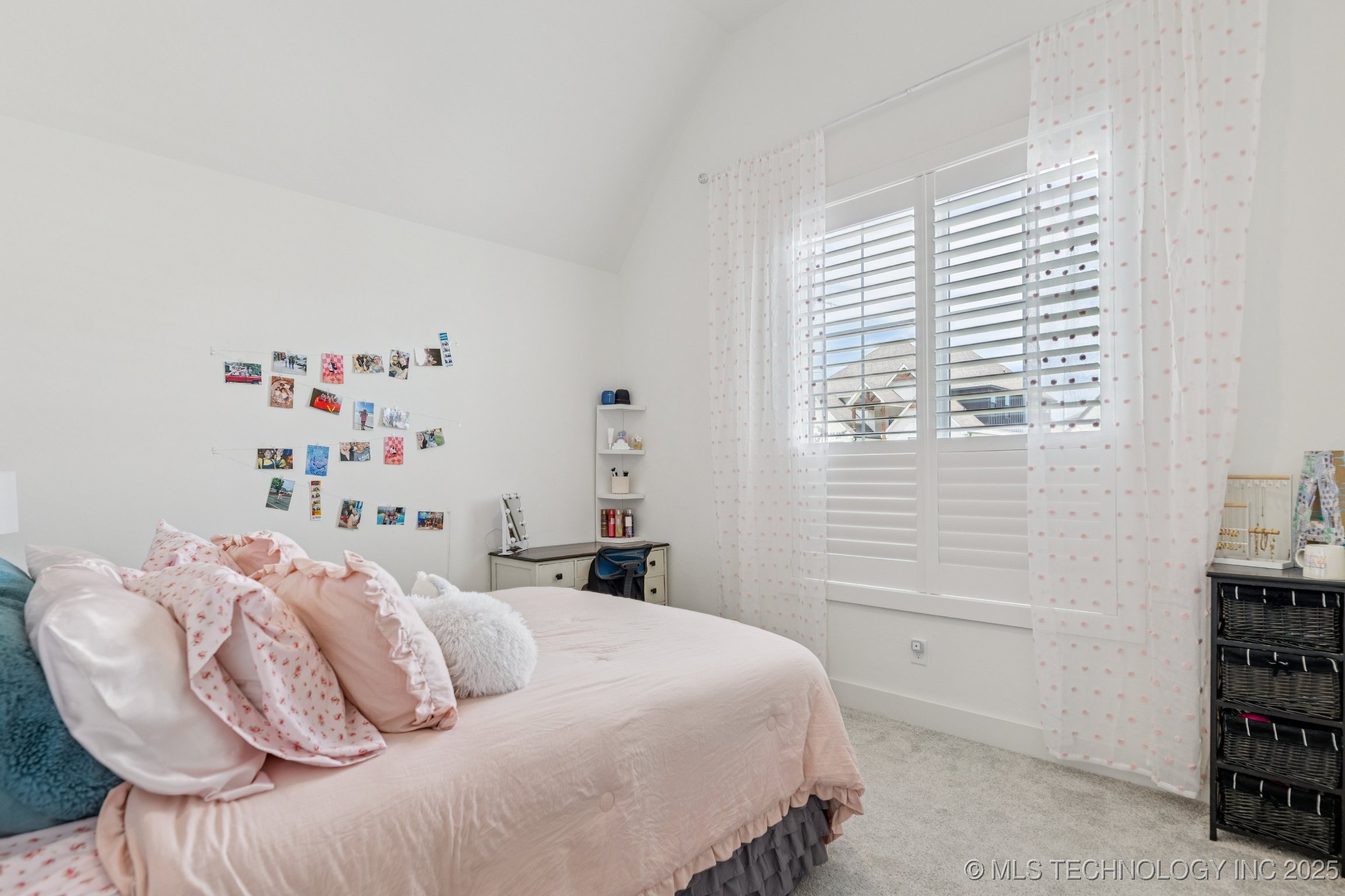 3022 E 146th Place S