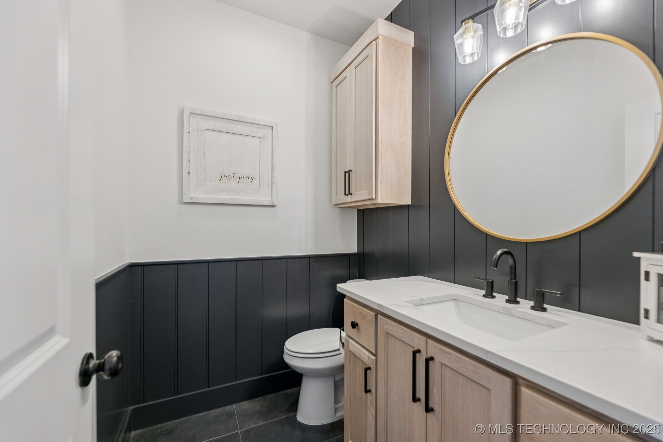 3022 E 146th Place S