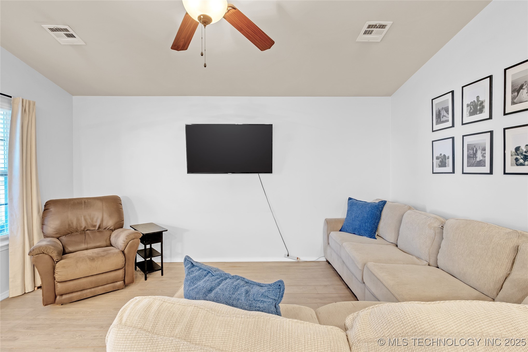 8745 S 261st East Avenue