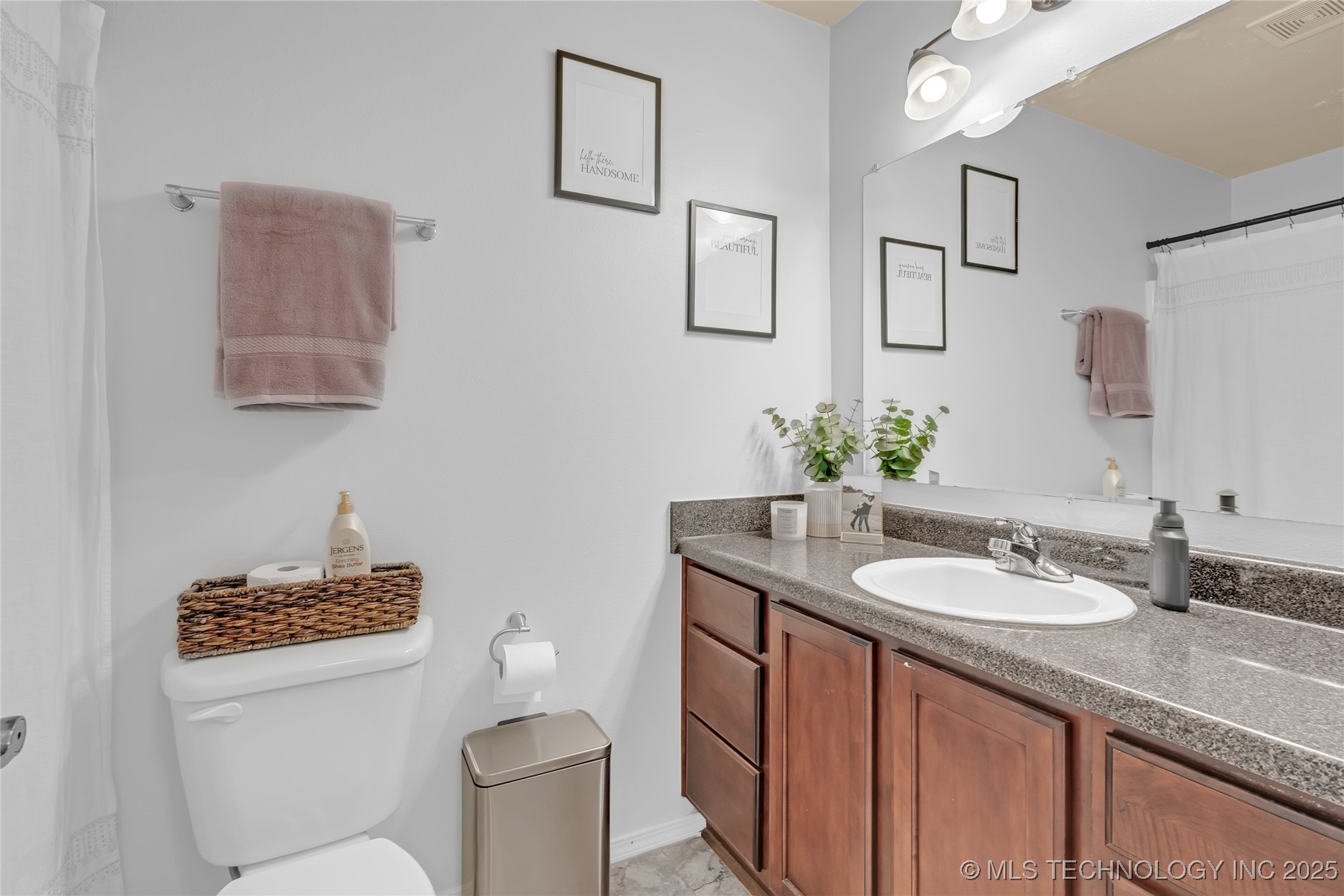 8745 S 261st East Avenue