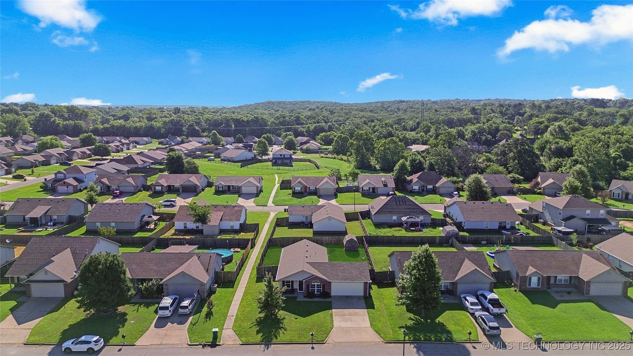 8745 S 261st East Avenue