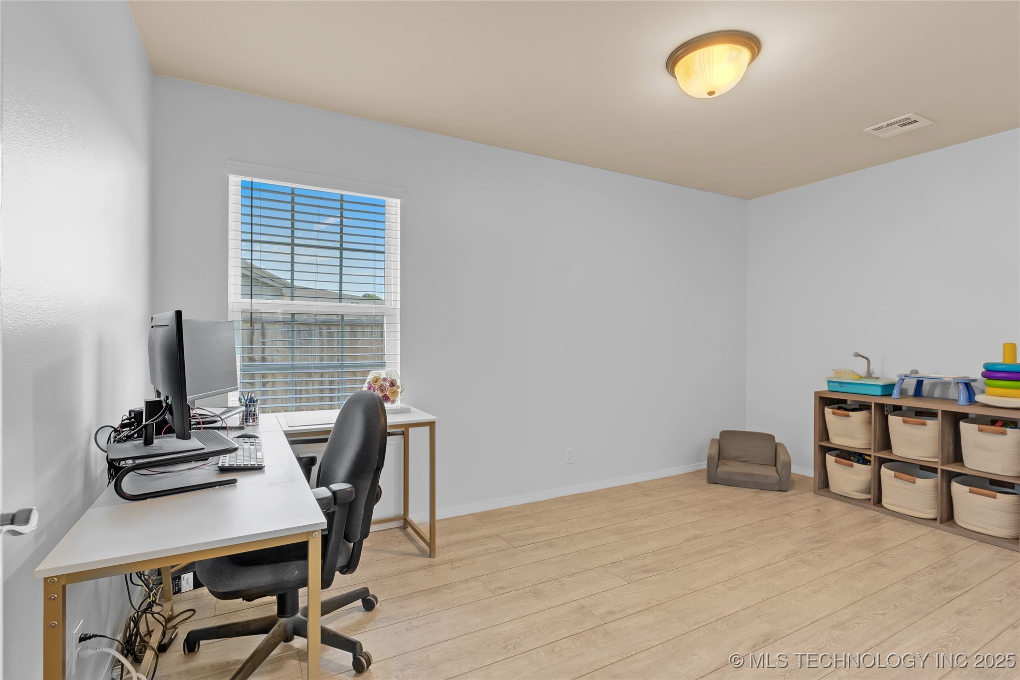 8745 S 261st East Avenue