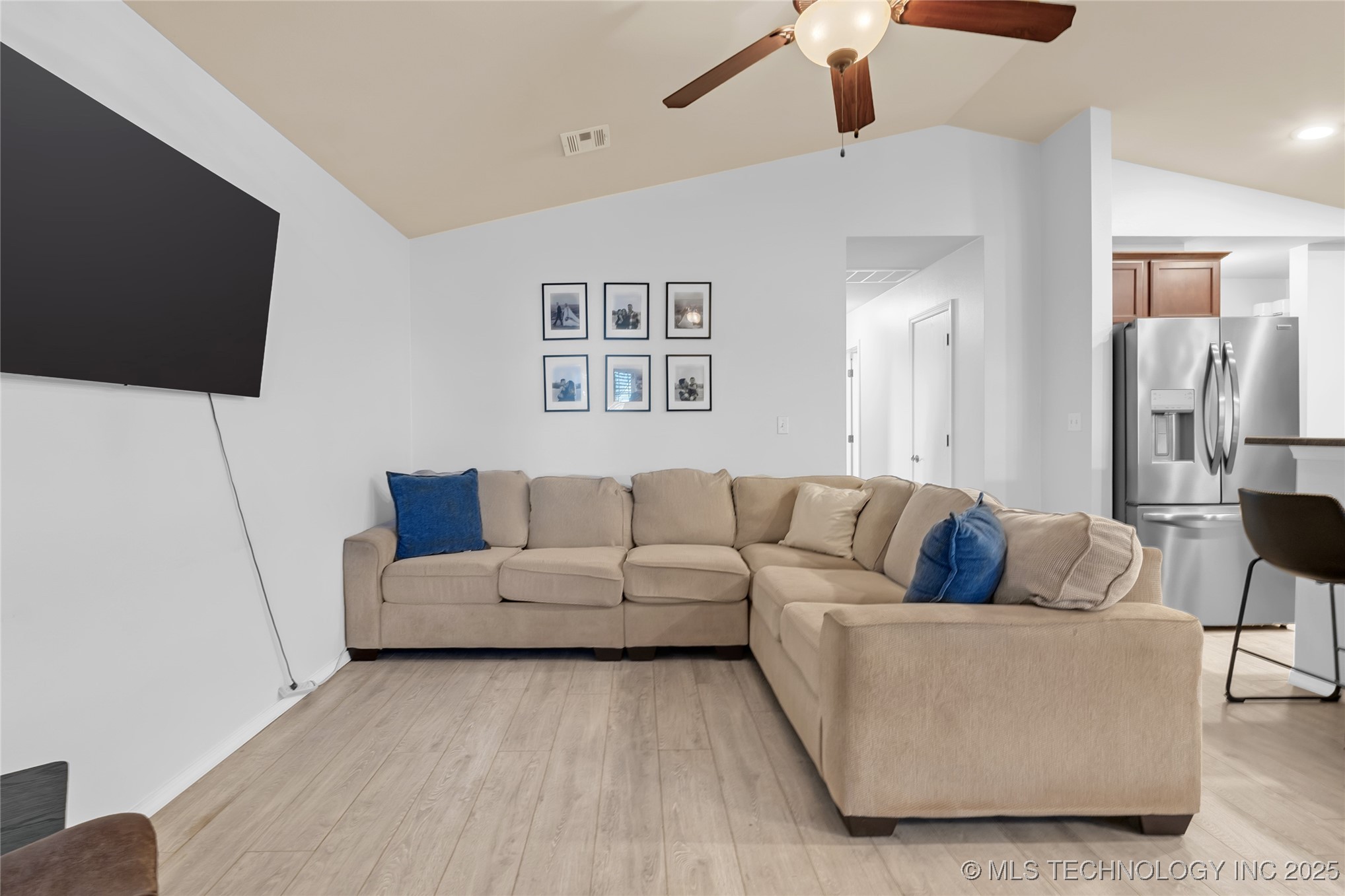 8745 S 261st East Avenue