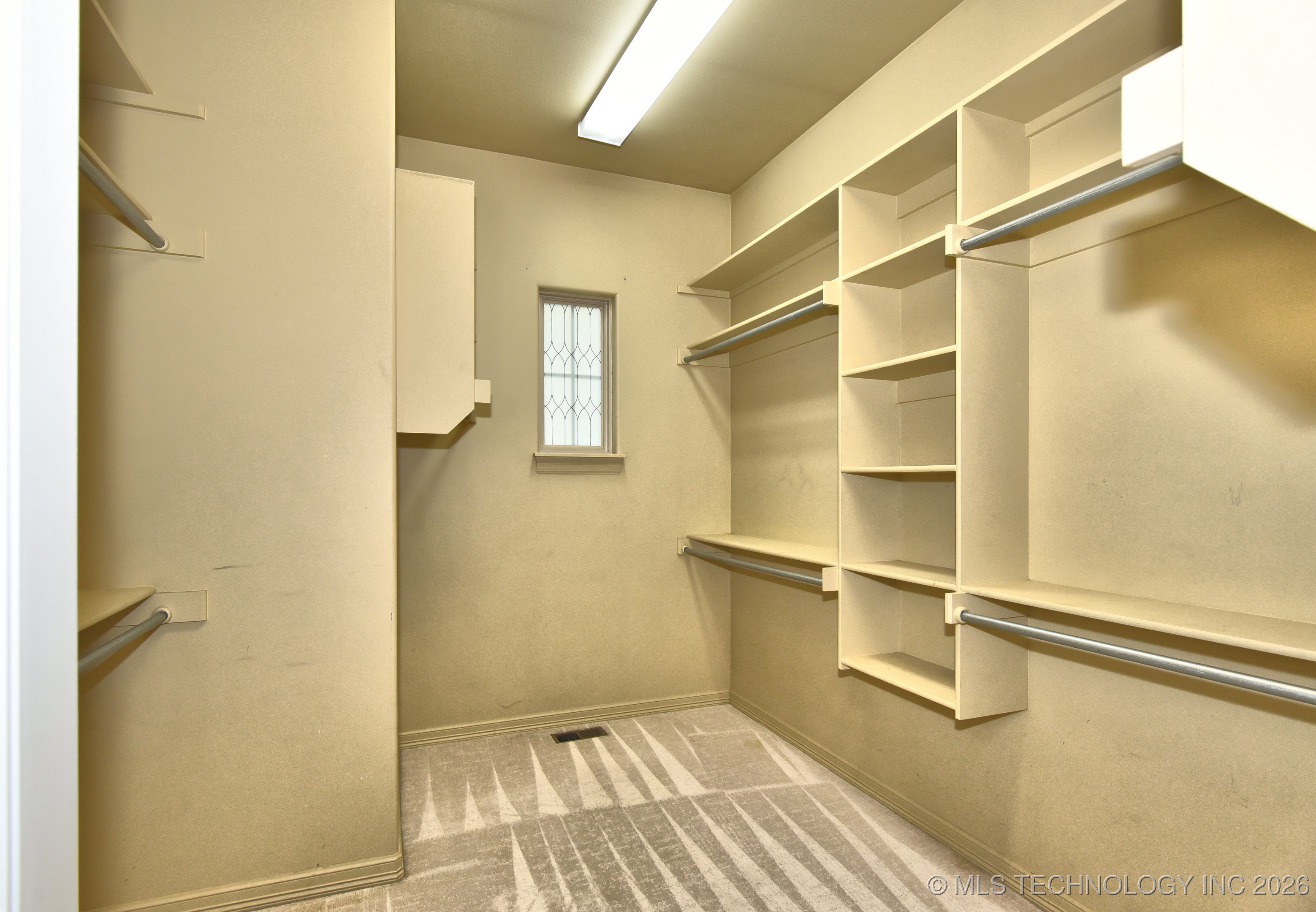 10512 S 91st East Avenue