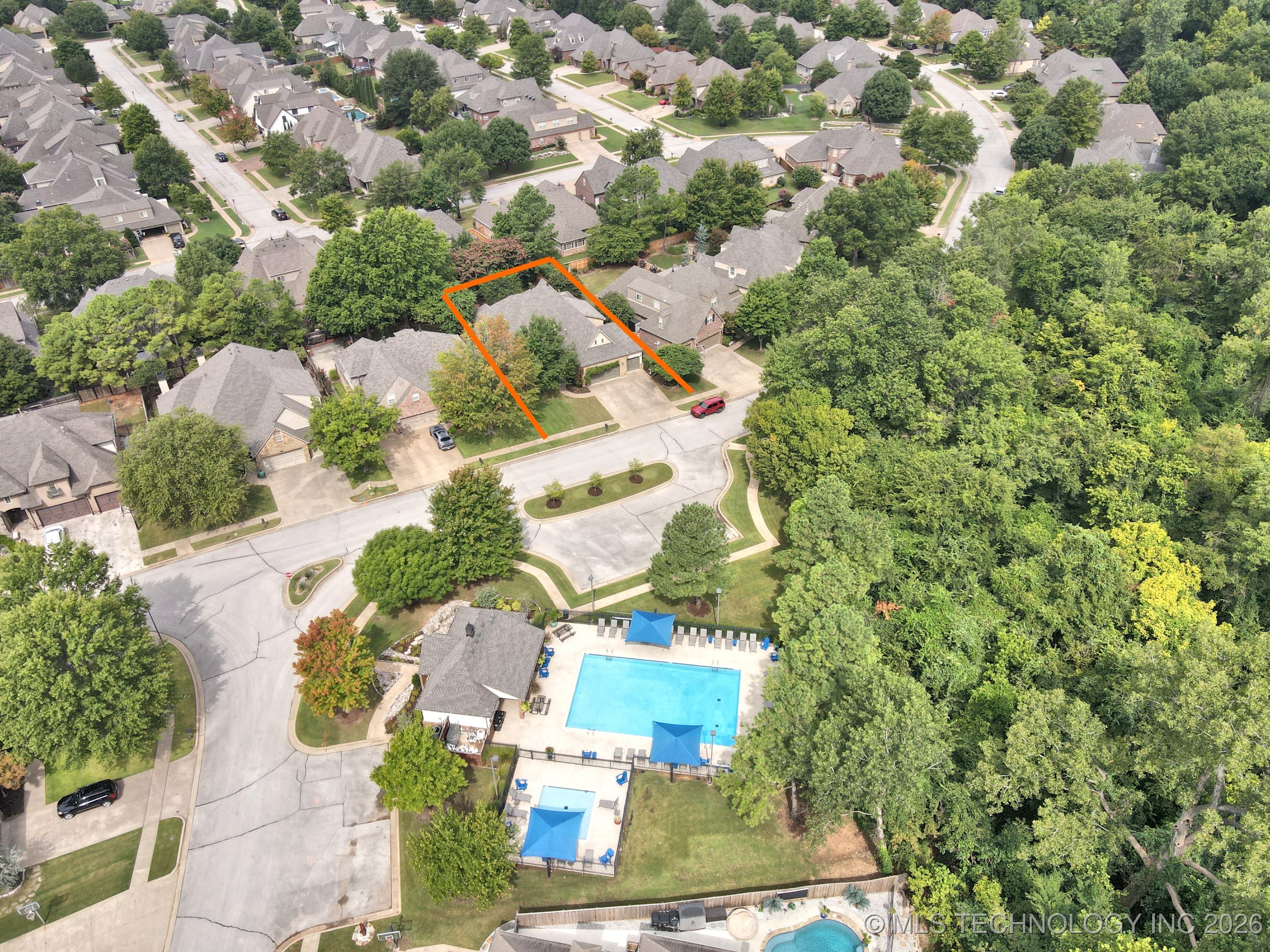 10512 S 91st East Avenue