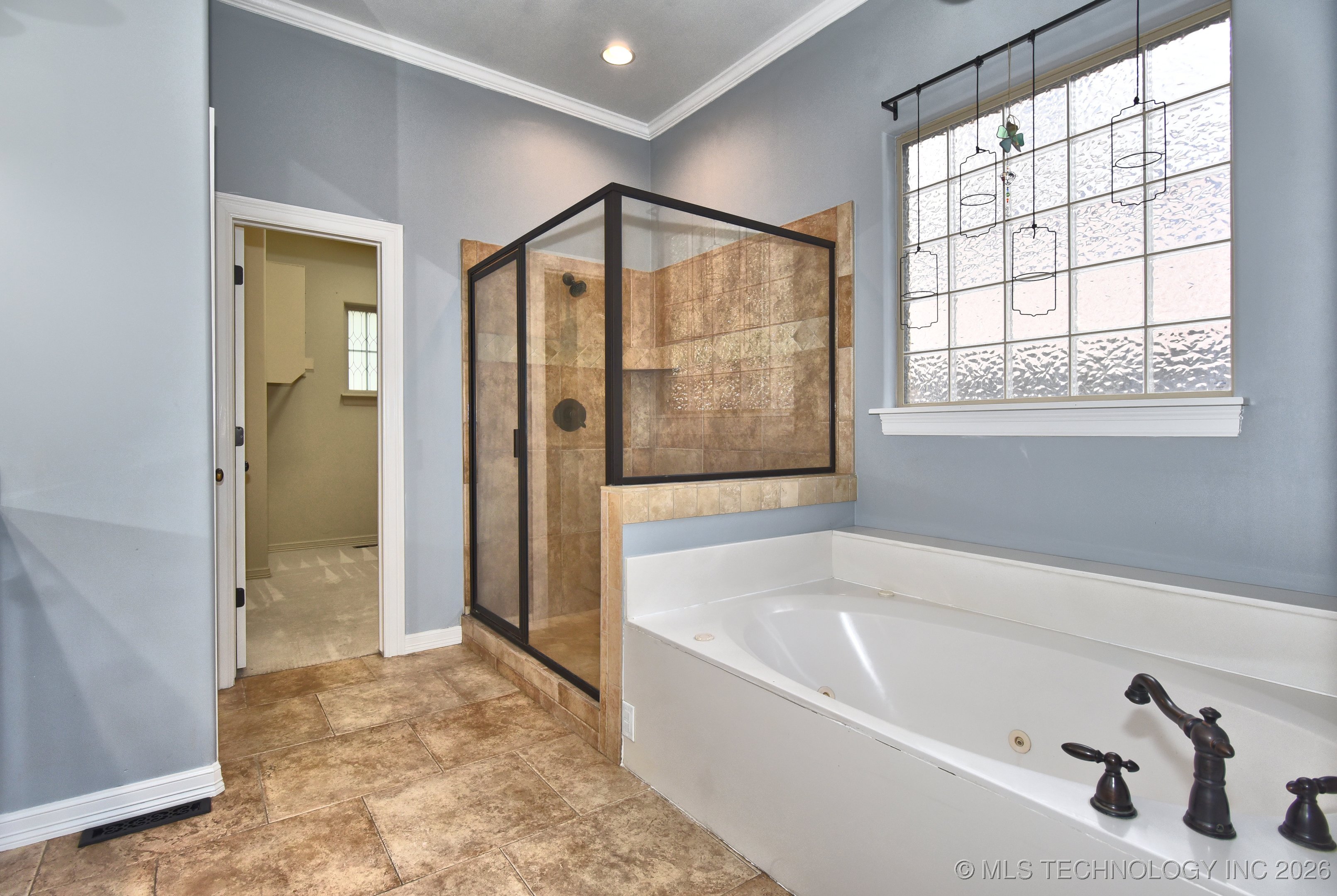 10512 S 91st East Avenue