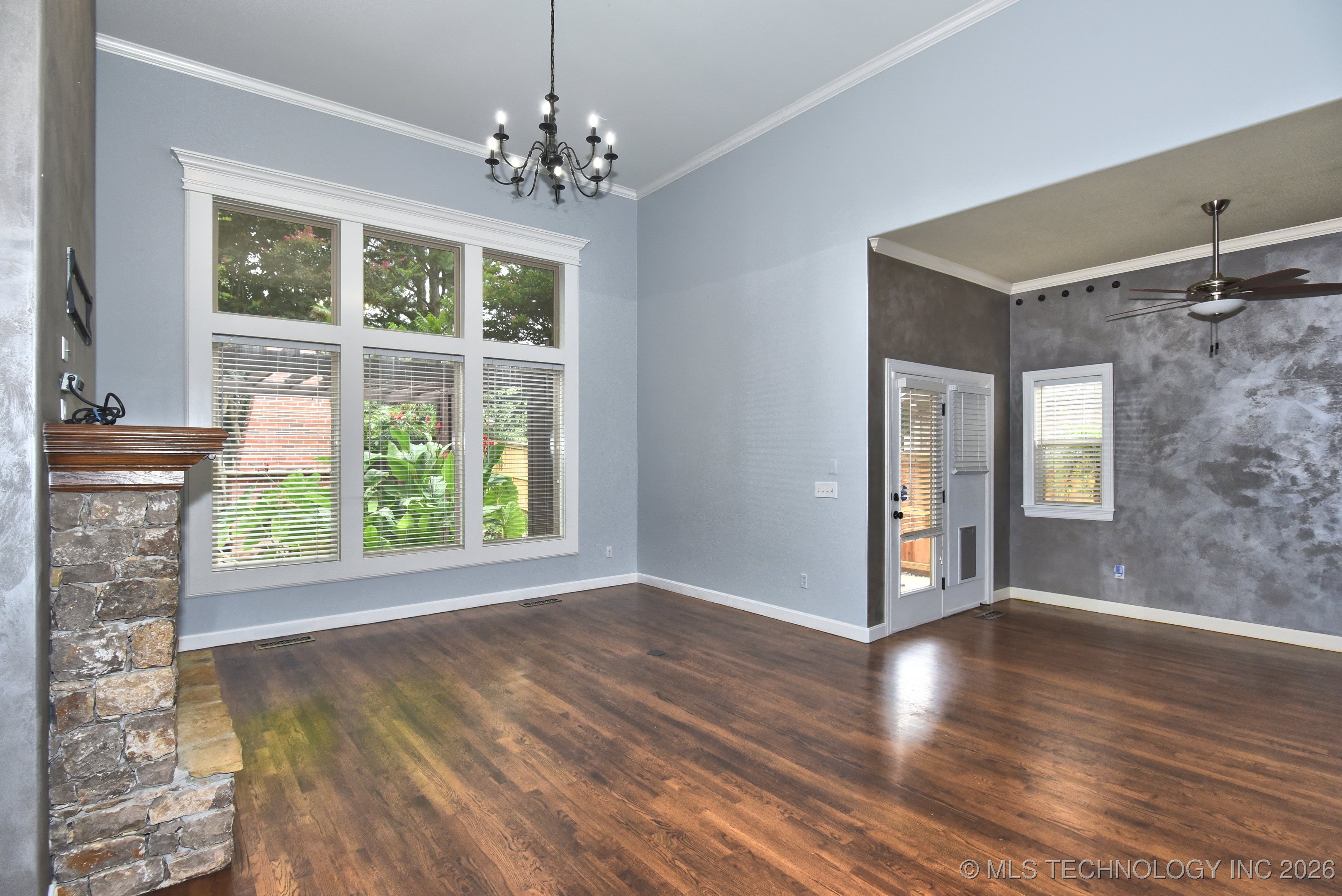 10512 S 91st East Avenue