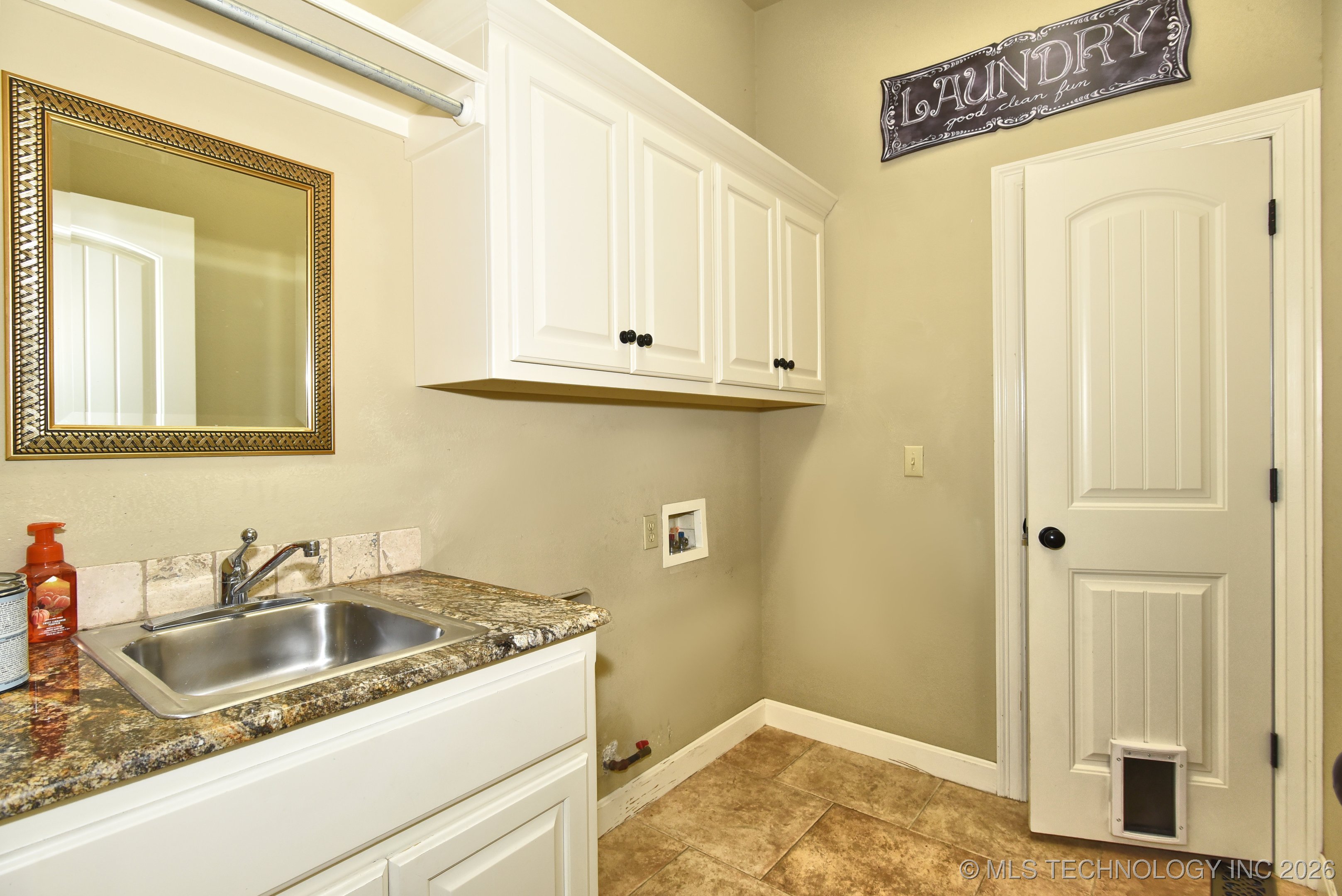 10512 S 91st East Avenue