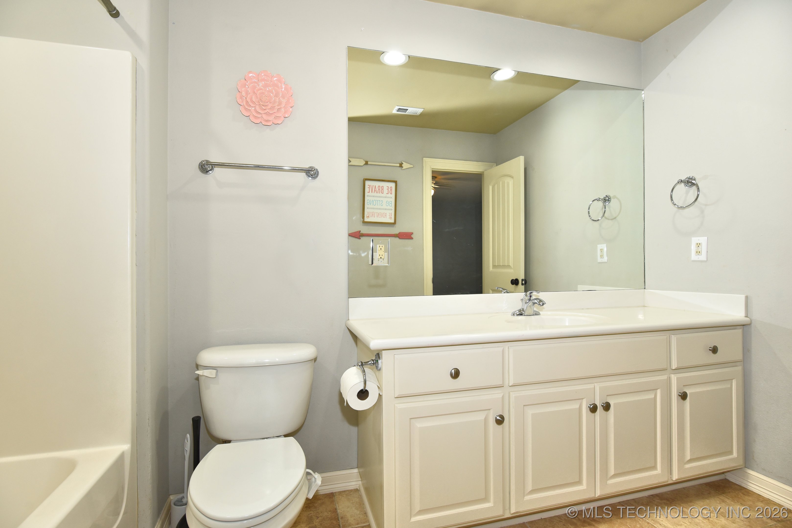 10512 S 91st East Avenue