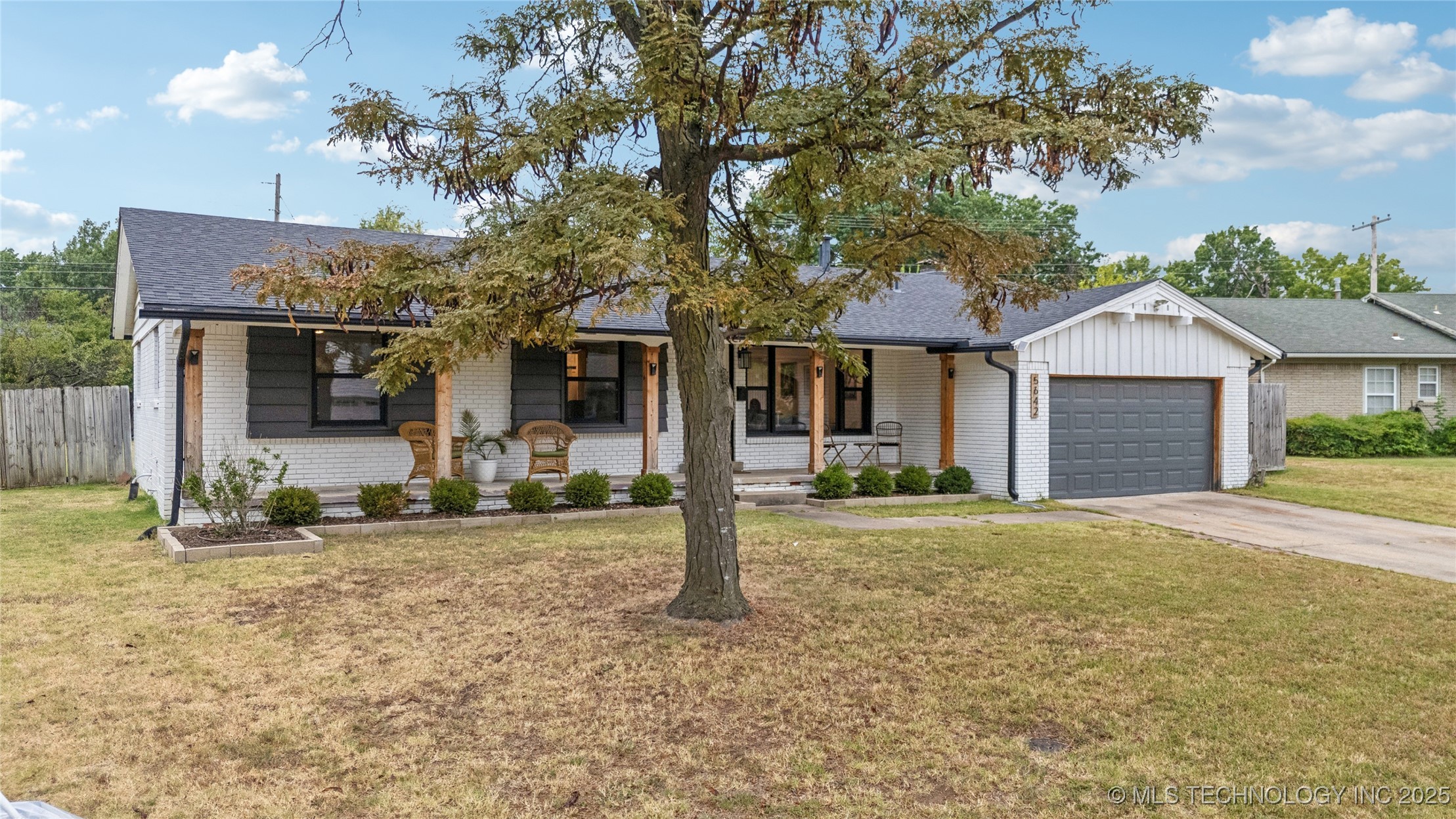 5642 S Richmond Avenue