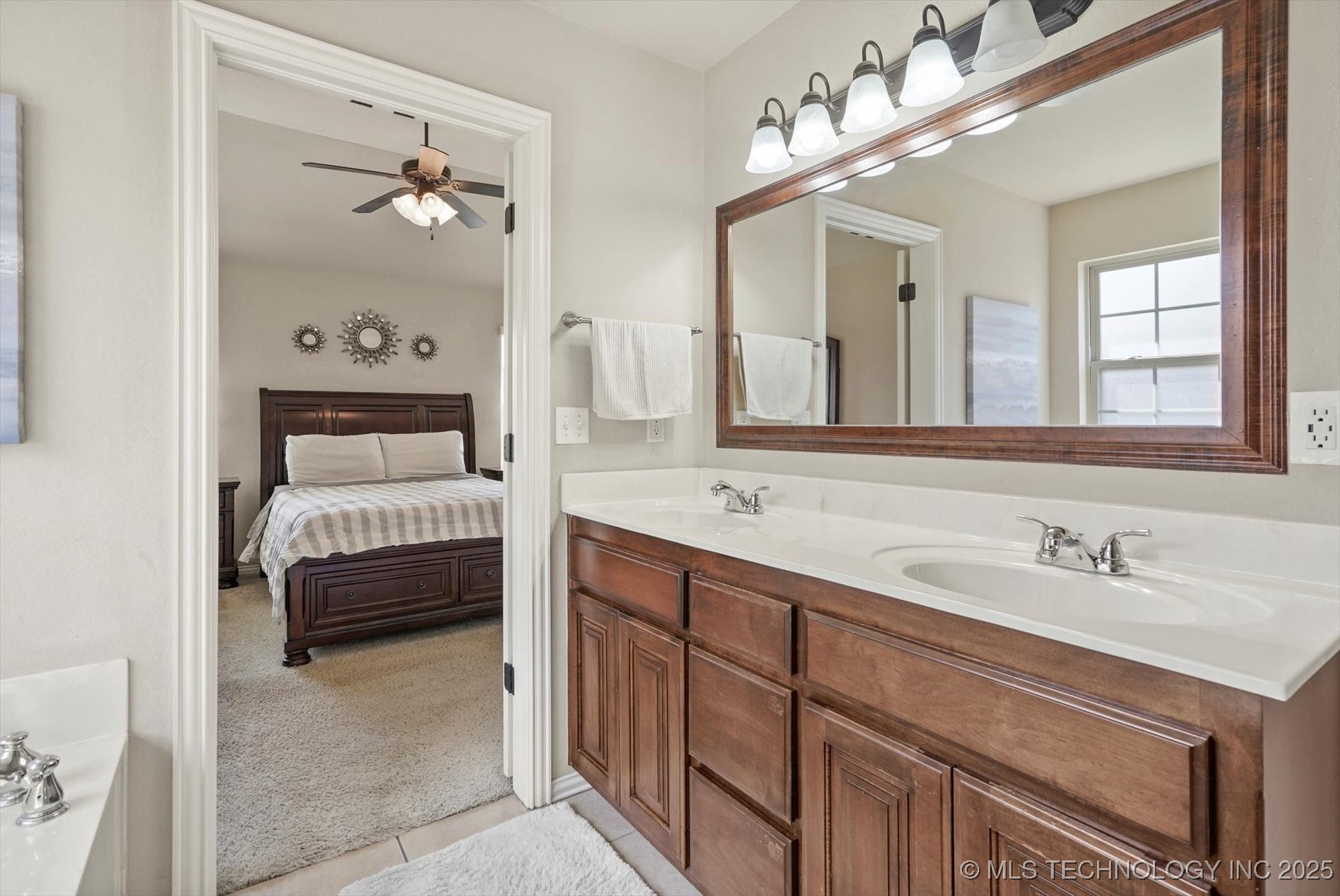 4722 S 178th Avenue E