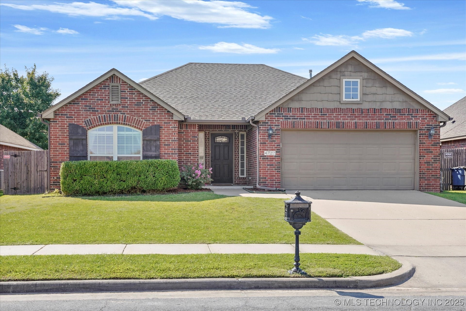 4722 S 178th Avenue E