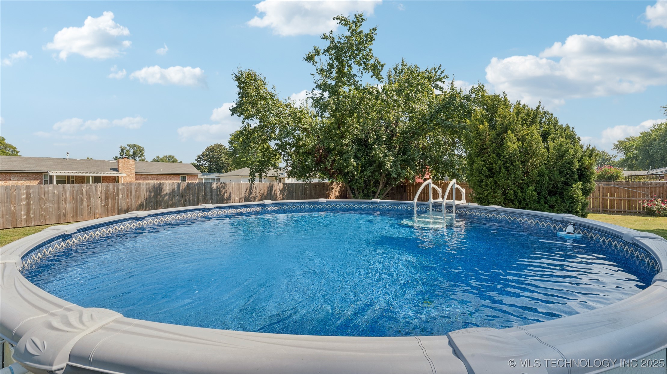 14515 Mockingbird Lane