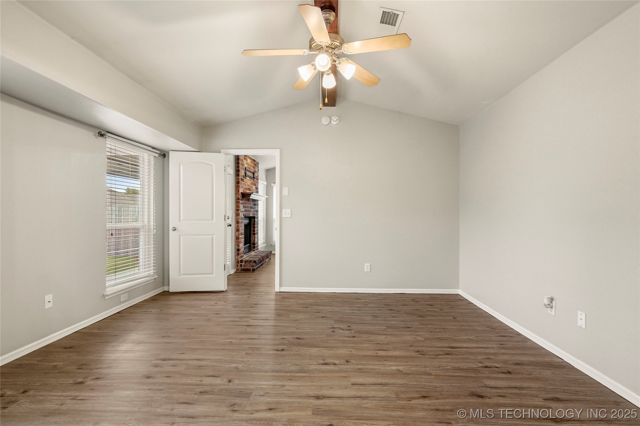 18717 E 50th Place S