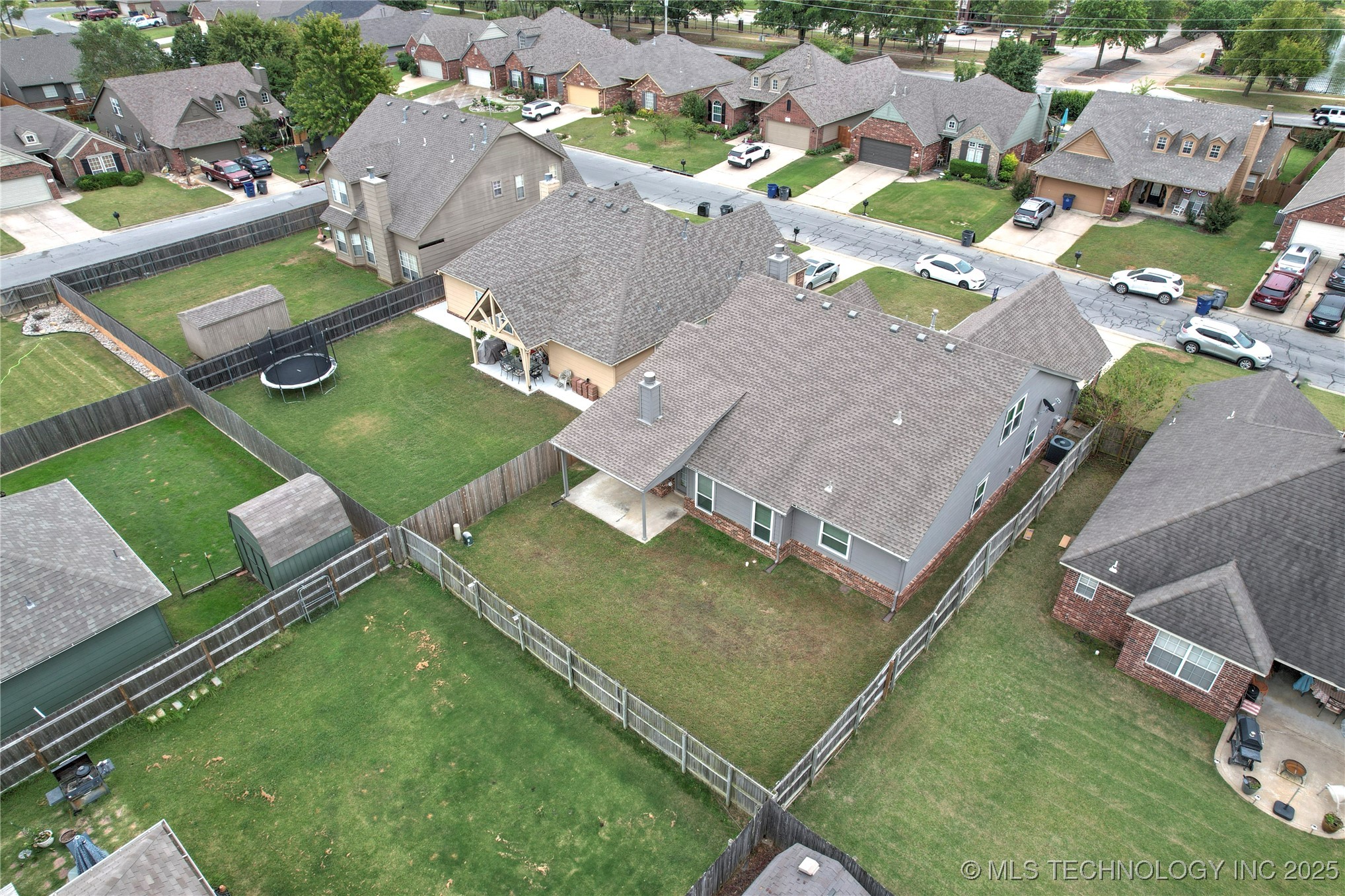 18717 E 50th Place S